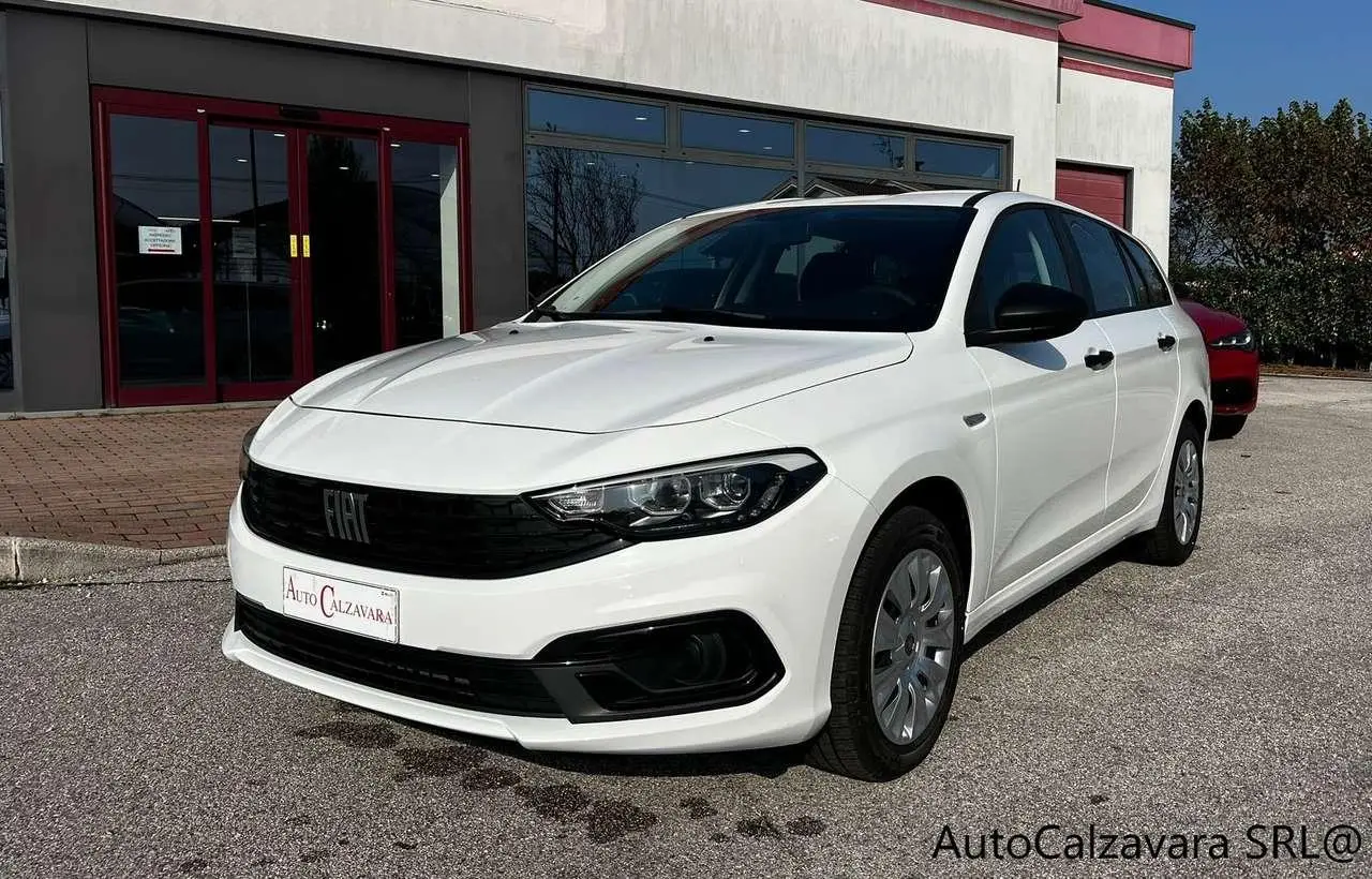 Photo 1 : Fiat Tipo 2024 Hybride