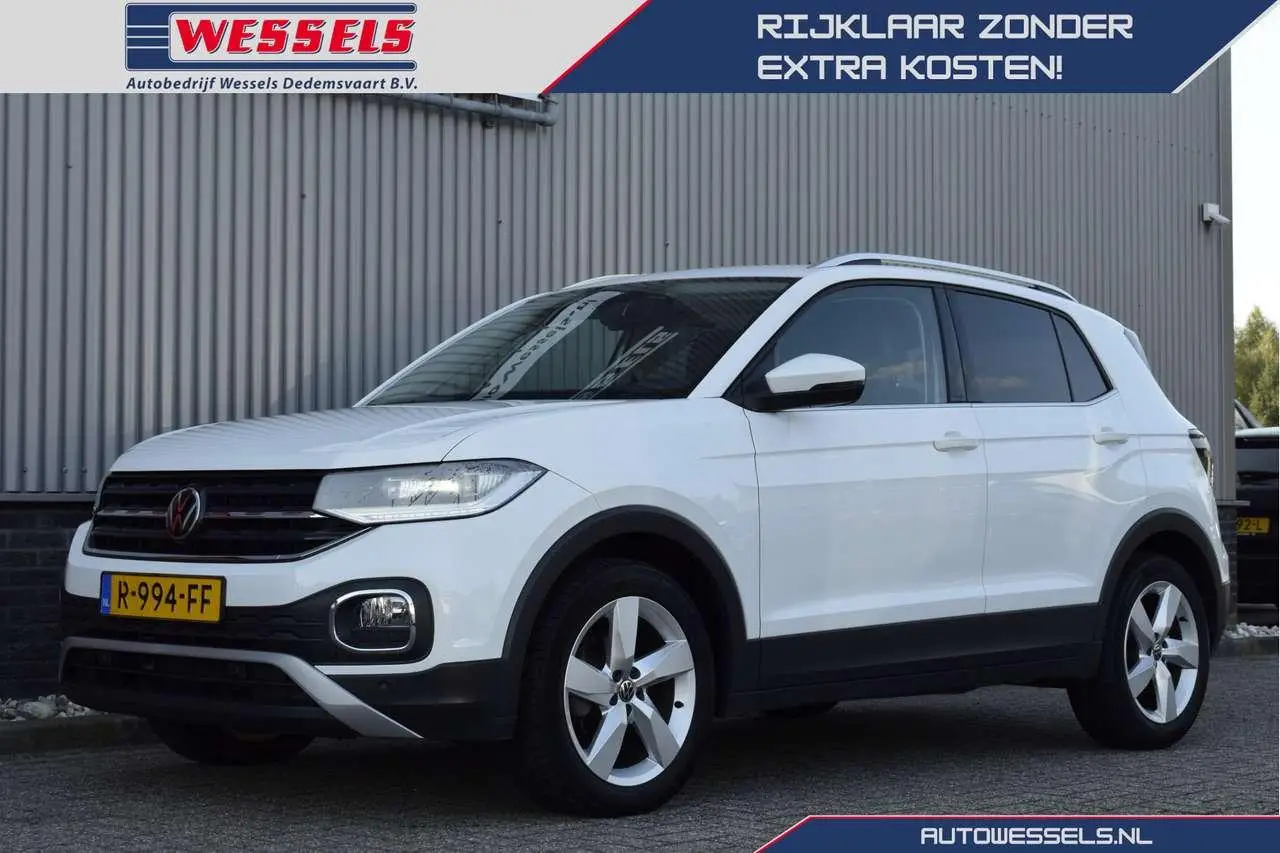 Photo 1 : Volkswagen T-cross 2021 Essence