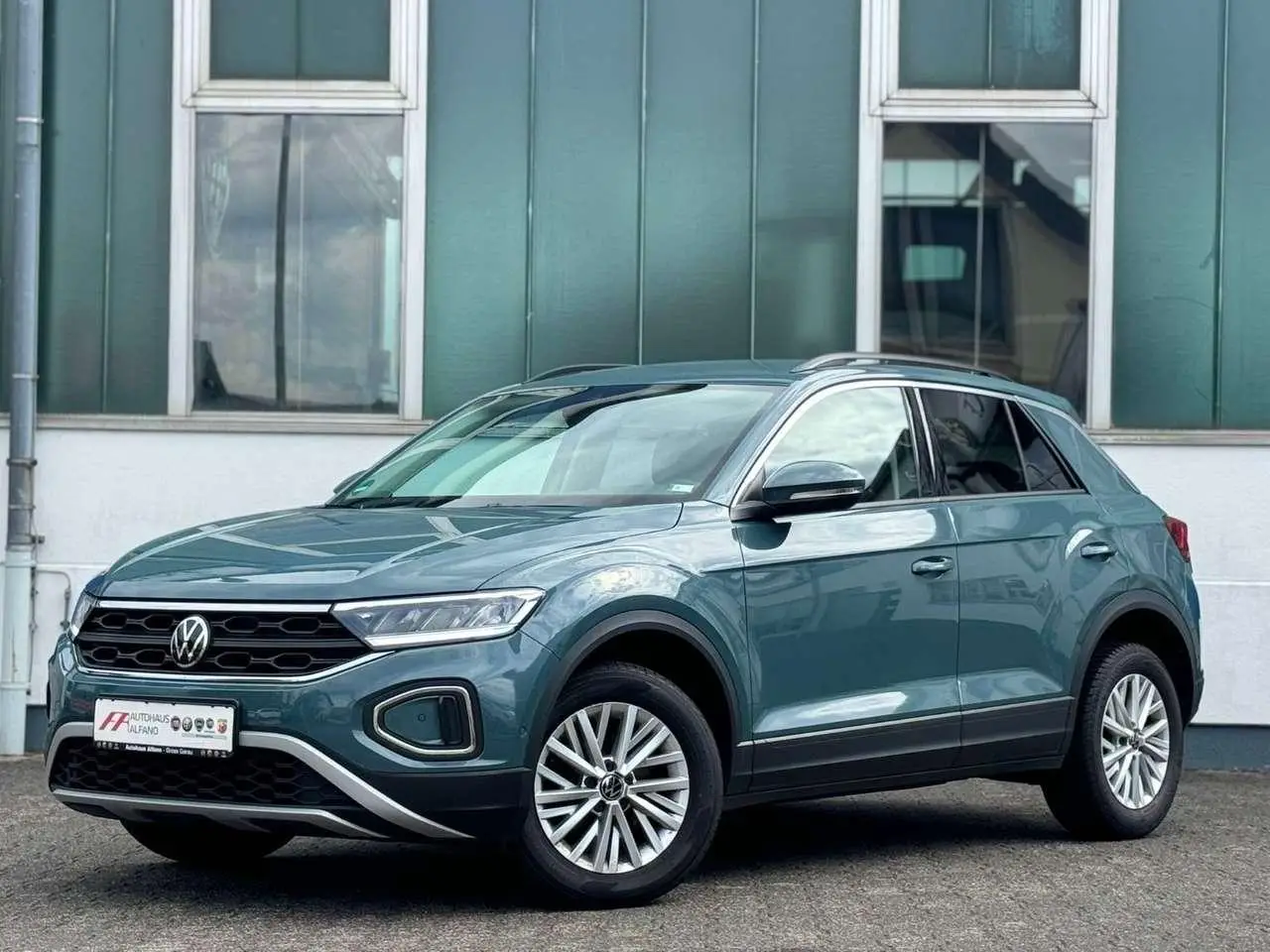 Photo 1 : Volkswagen T-roc 2022 Petrol