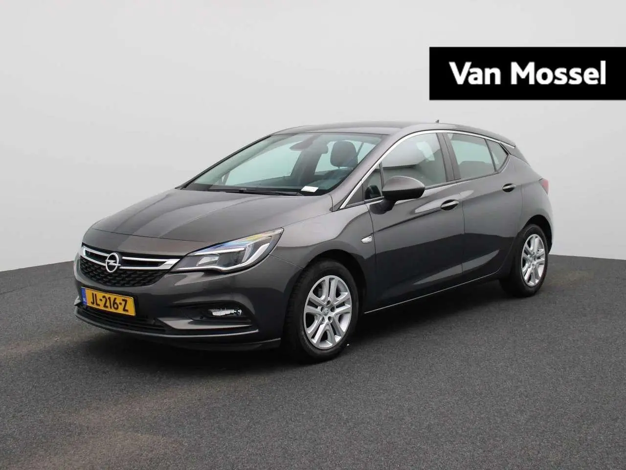 Photo 1 : Opel Astra 2016 Essence