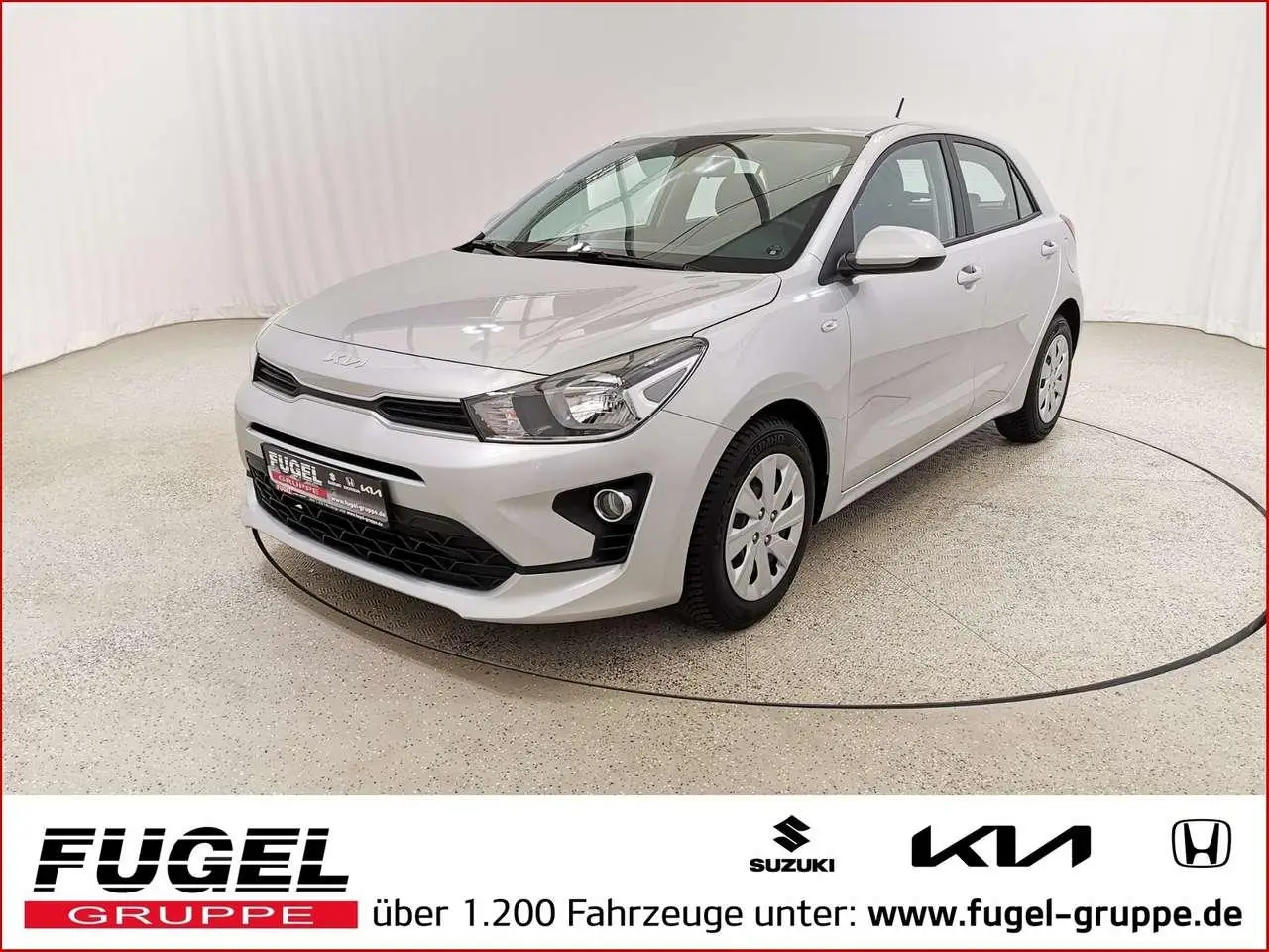 Photo 1 : Kia Rio 2023 Essence