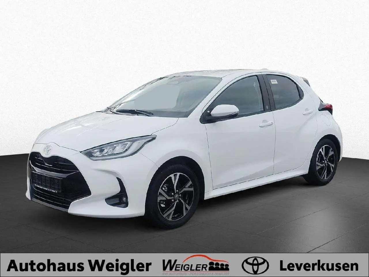 Photo 1 : Toyota Yaris 2024 Hybride