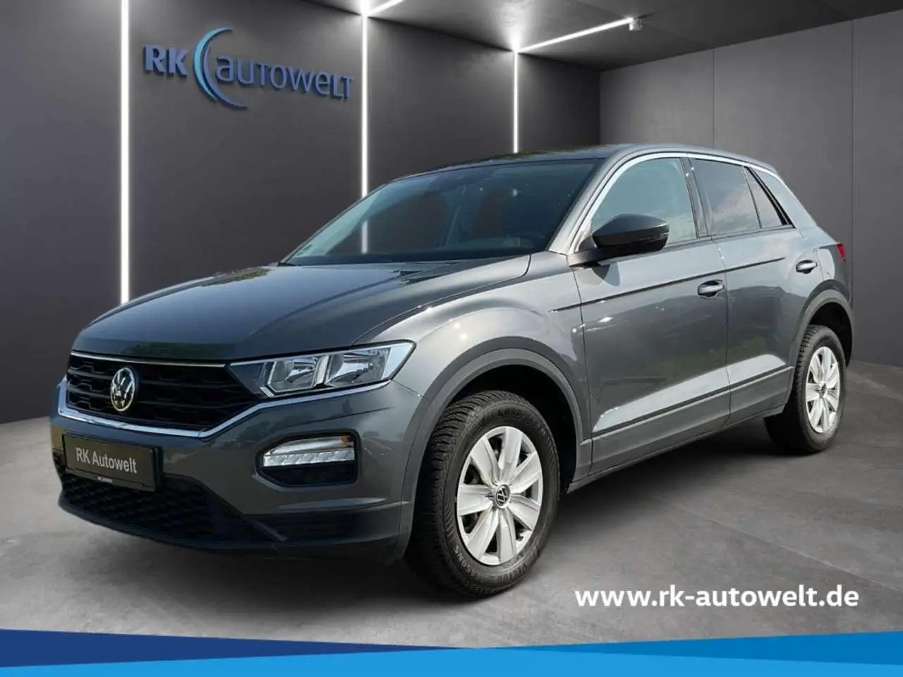 Photo 1 : Volkswagen T-roc 2021 Essence