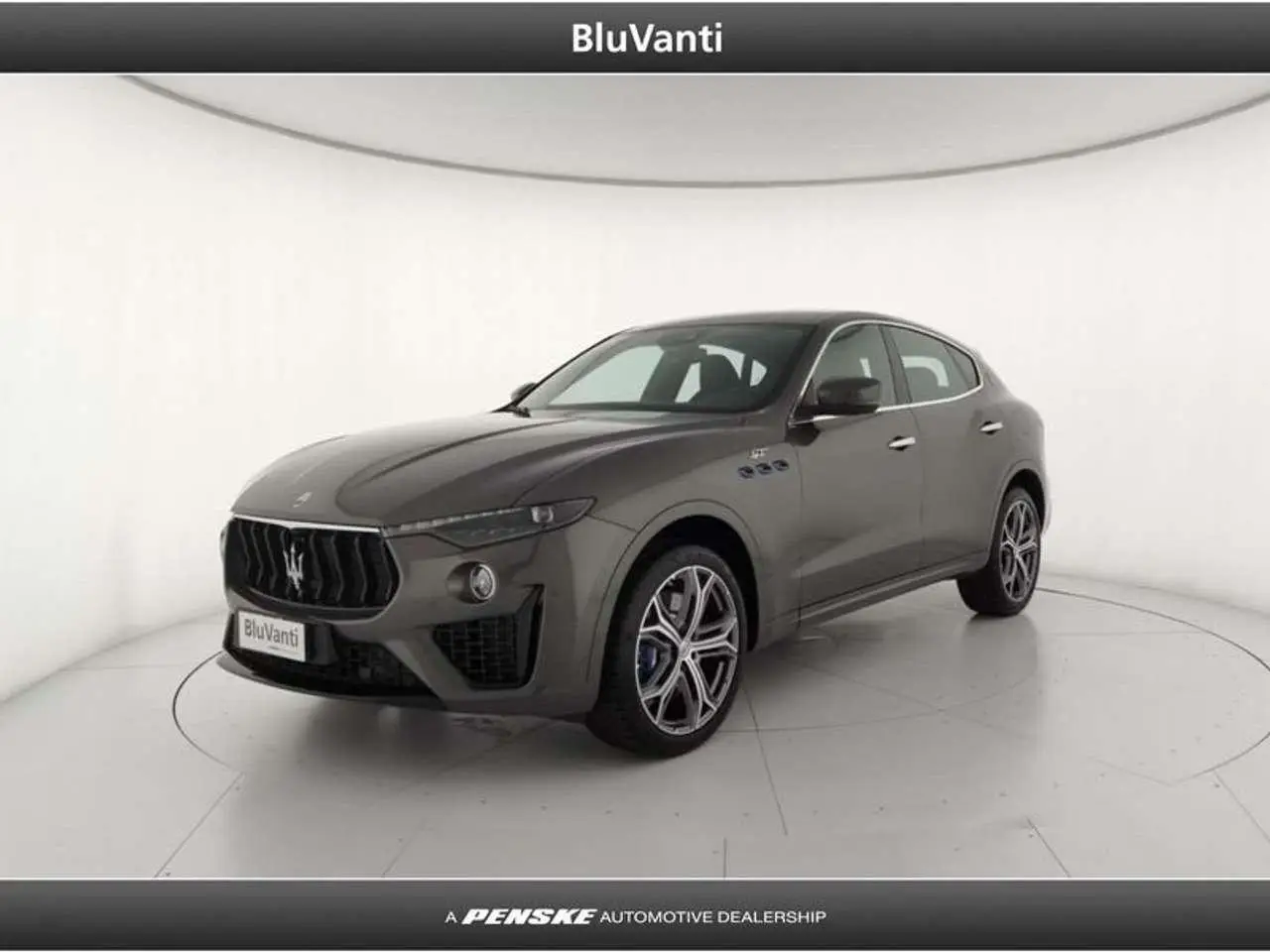 Photo 1 : Maserati Levante 2024 Hybride