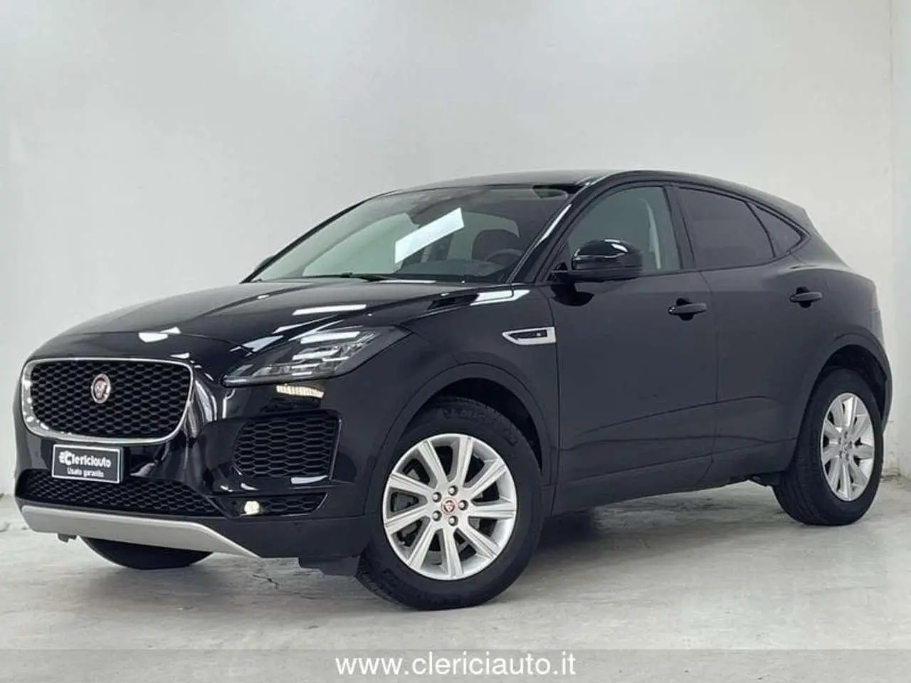 Photo 1 : Jaguar E-pace 2019 Diesel