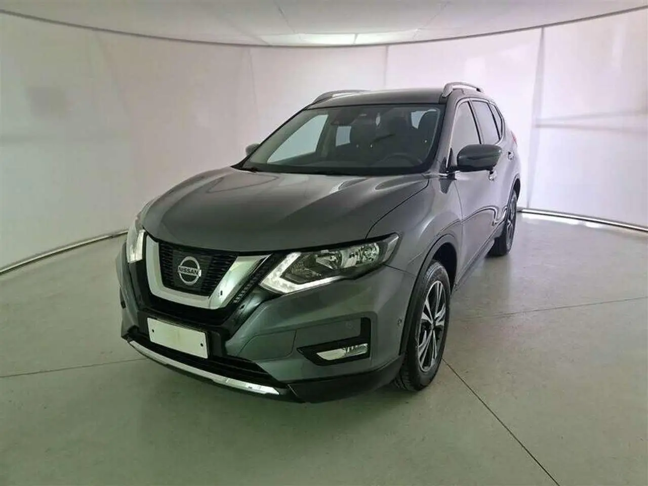 Photo 1 : Nissan X-trail 2019 Diesel