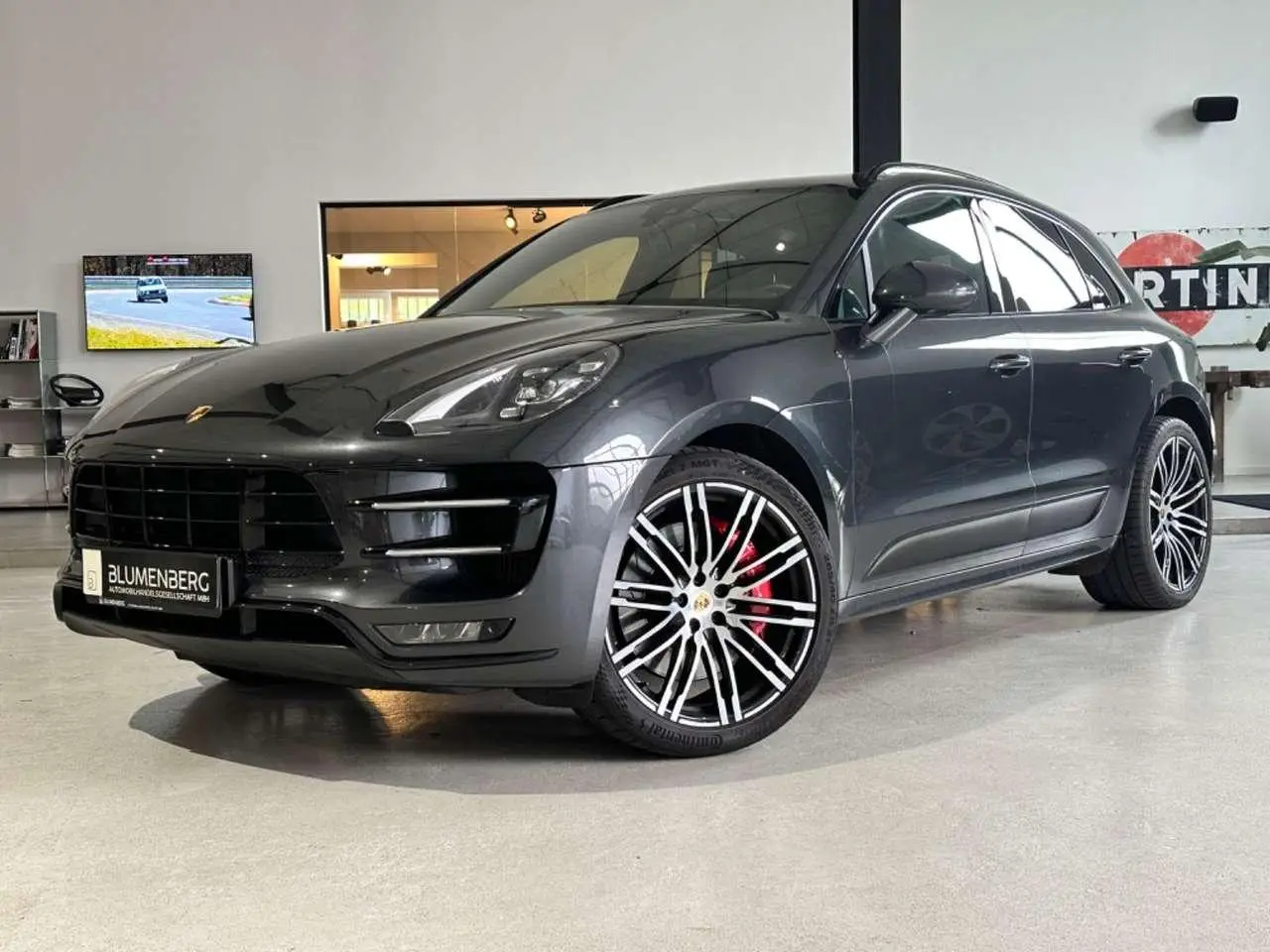 Photo 1 : Porsche Macan 2017 Petrol