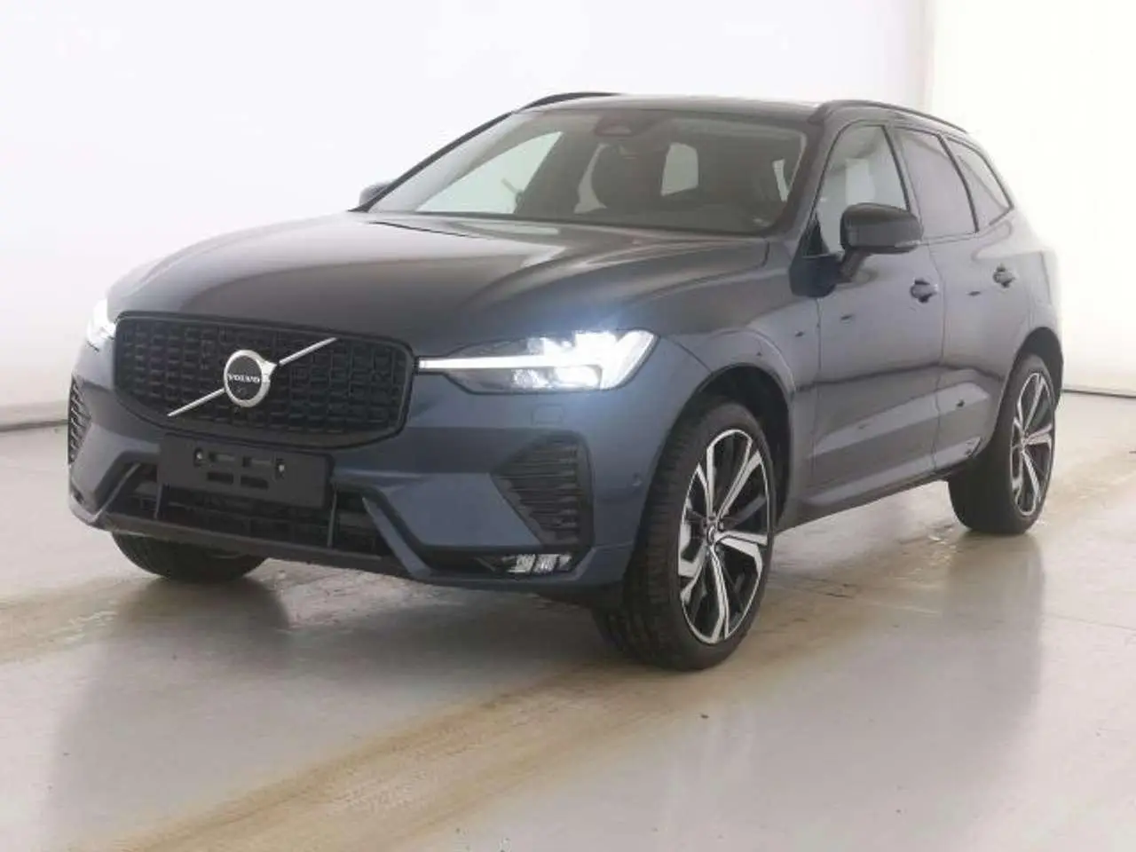 Photo 1 : Volvo Xc60 2024 Diesel