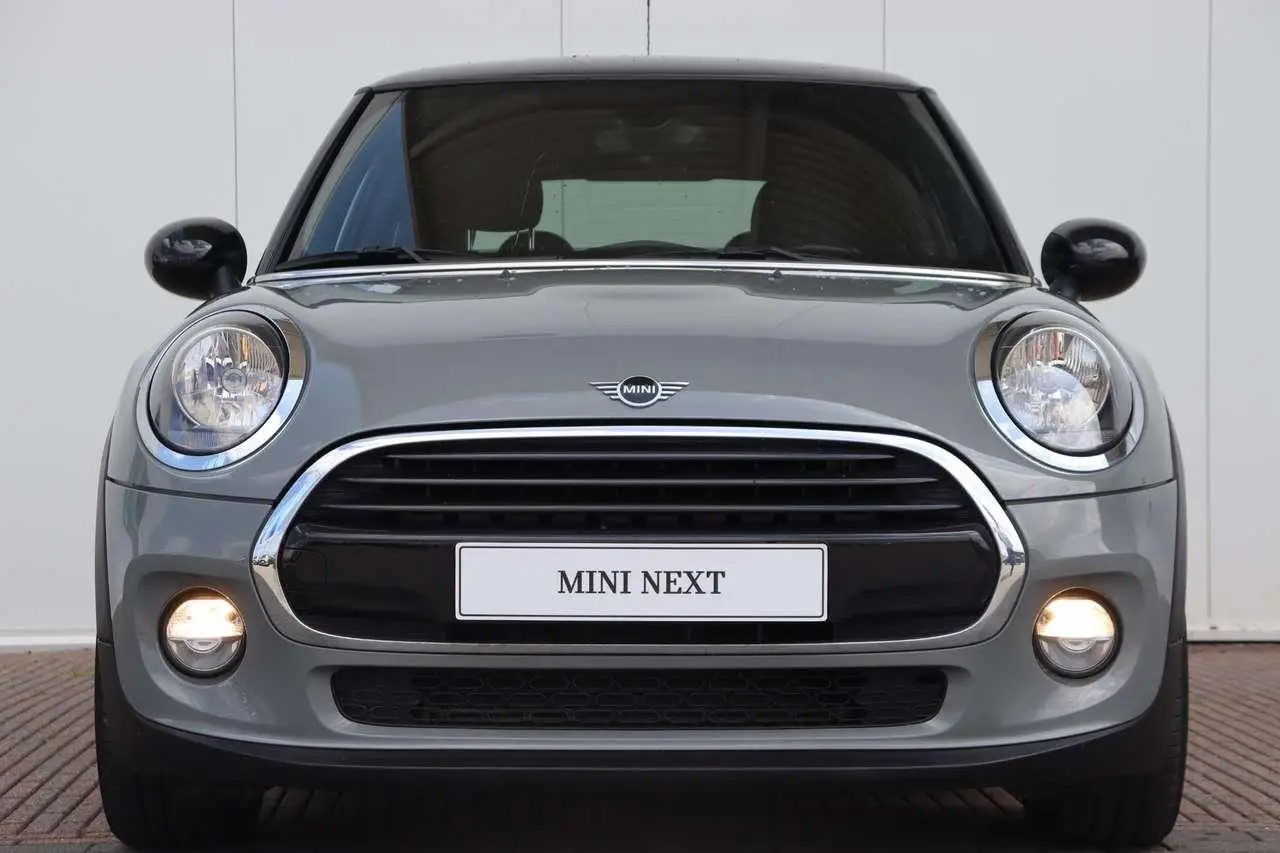 Photo 1 : Mini Cooper 2018 Petrol