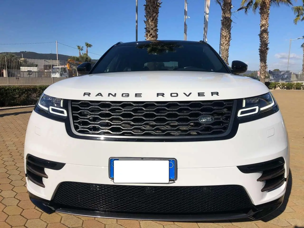 Photo 1 : Land Rover Range Rover Velar 2019 Diesel