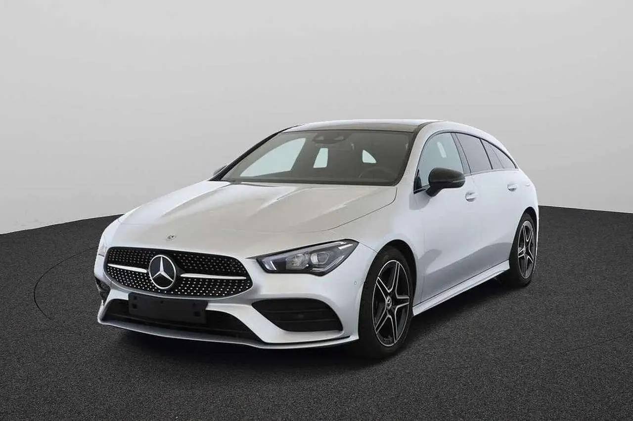 Photo 1 : Mercedes-benz Classe Cla 2023 Essence