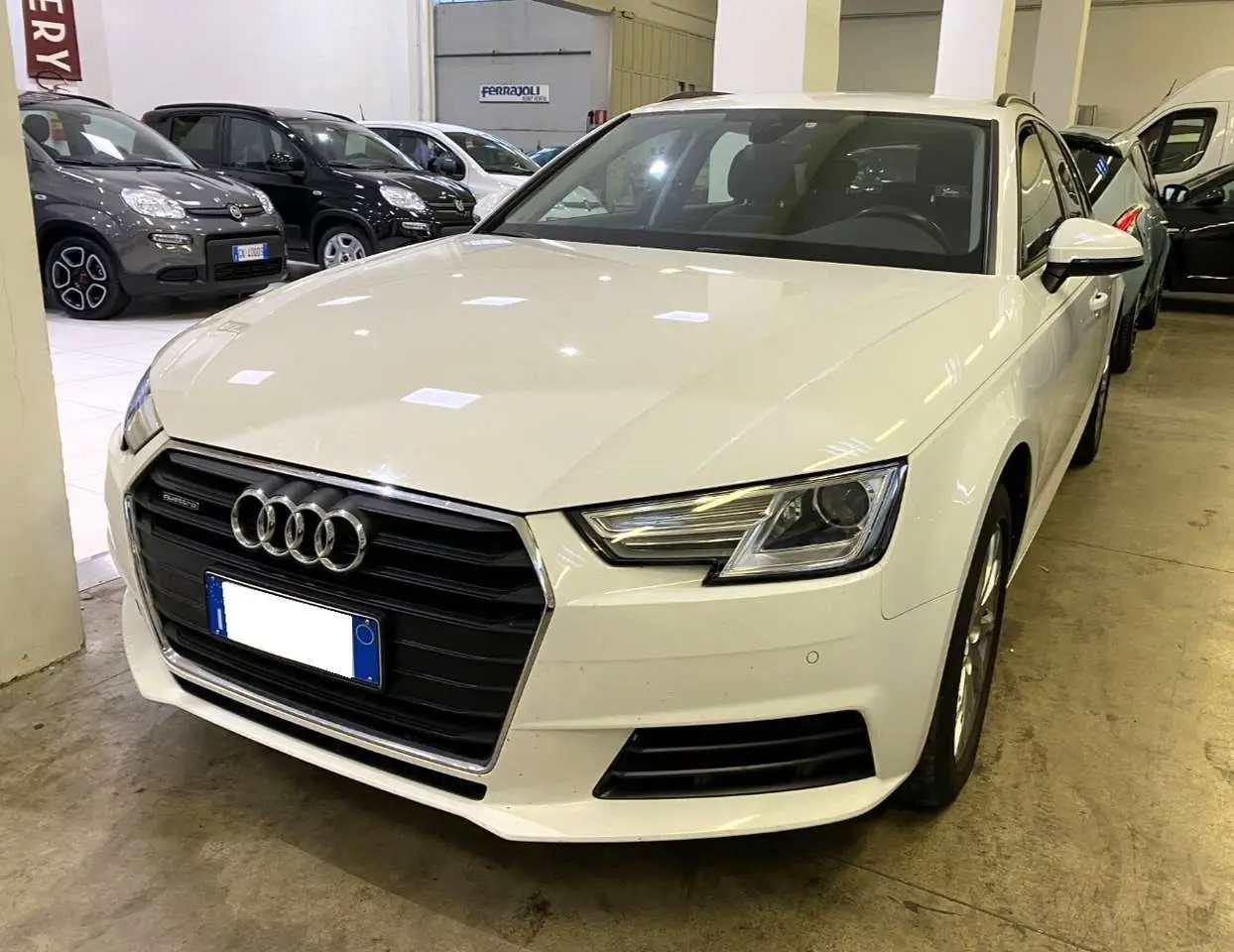 Photo 1 : Audi A4 2016 Diesel