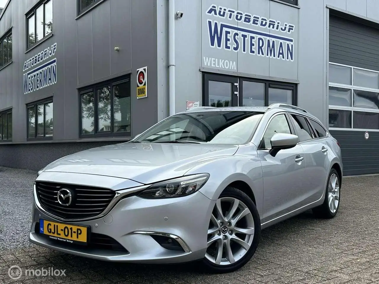 Photo 1 : Mazda 6 2017 Petrol