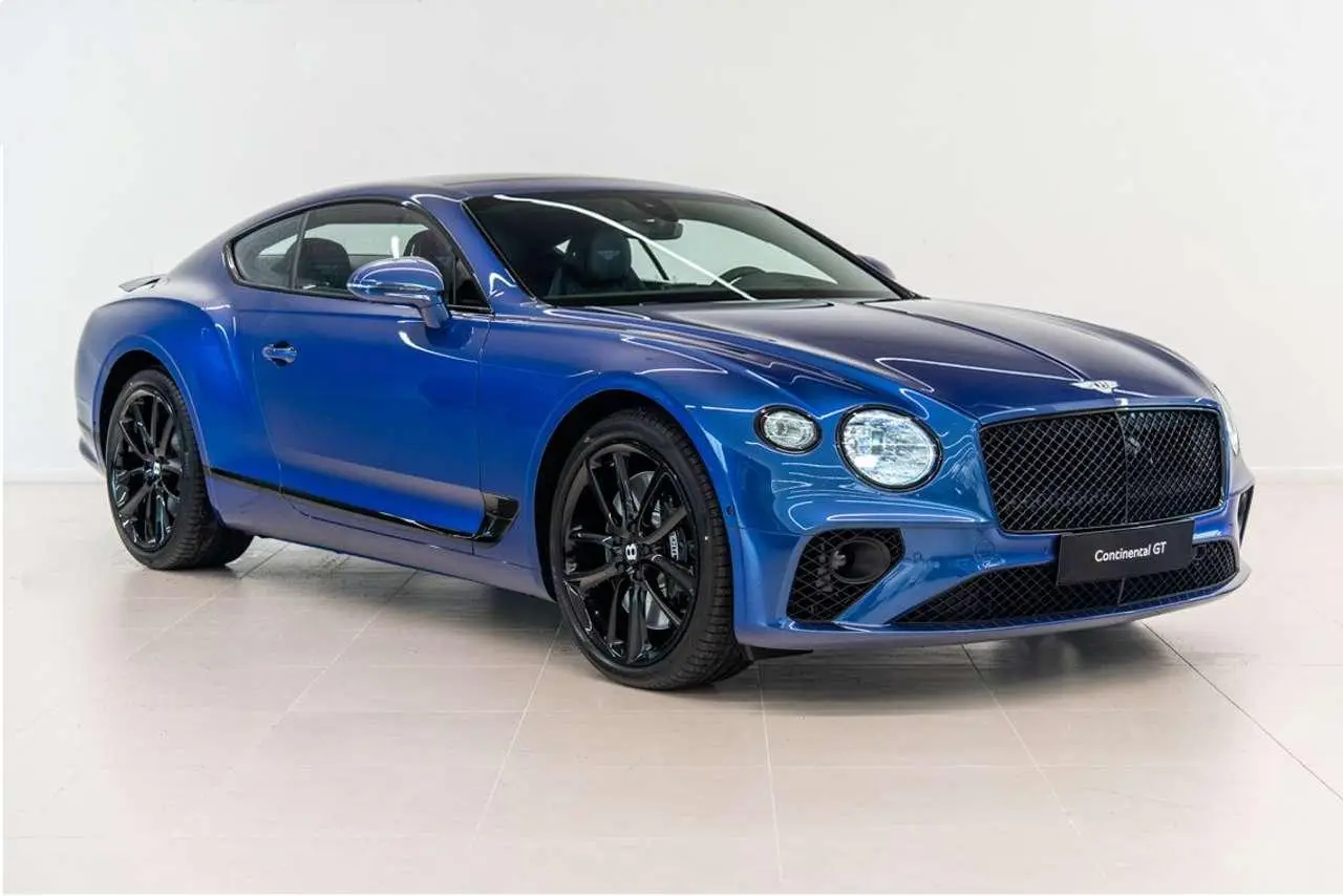 Photo 1 : Bentley Continental 2022 Essence