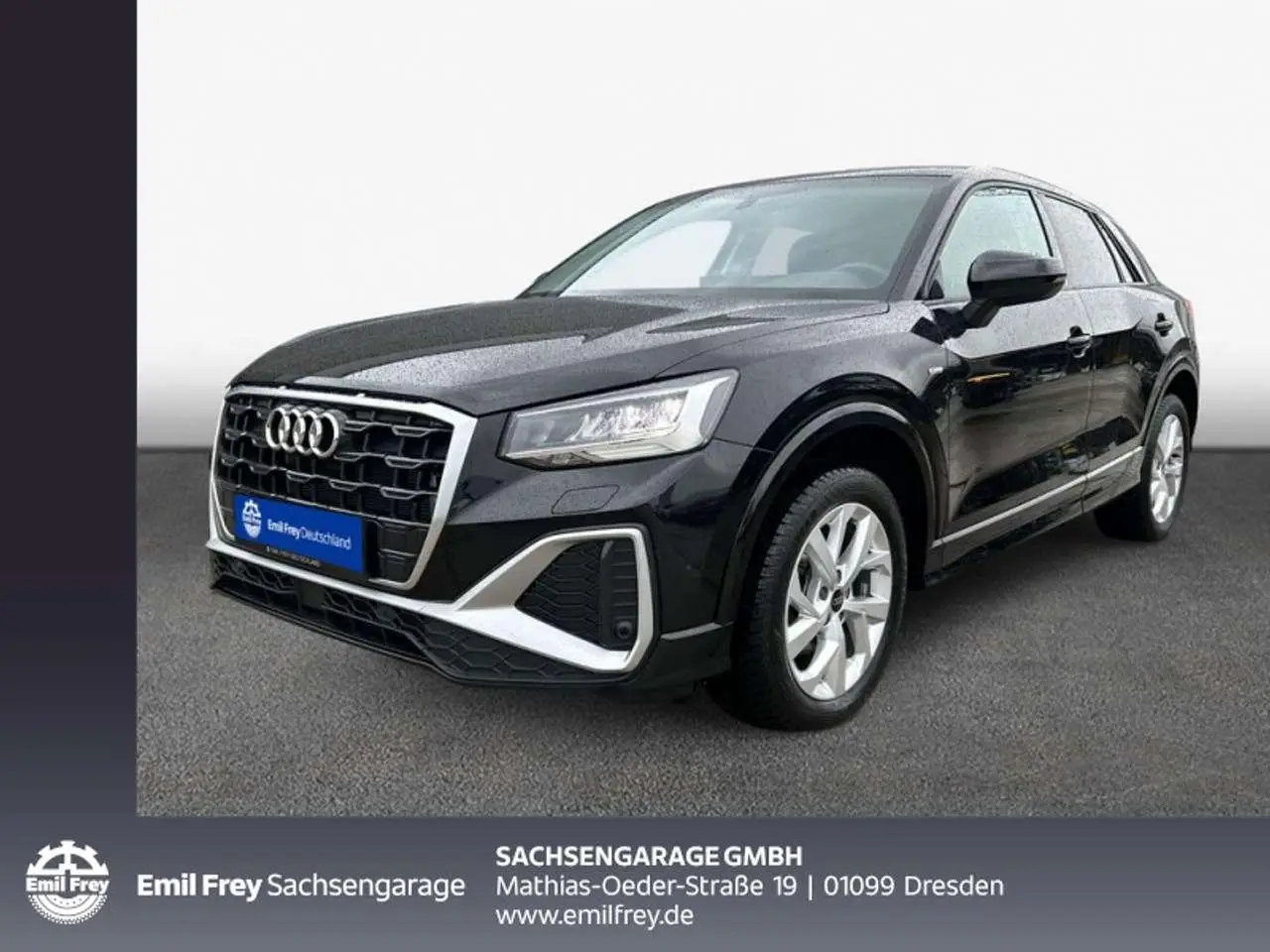 Photo 1 : Audi Q2 2023 Petrol