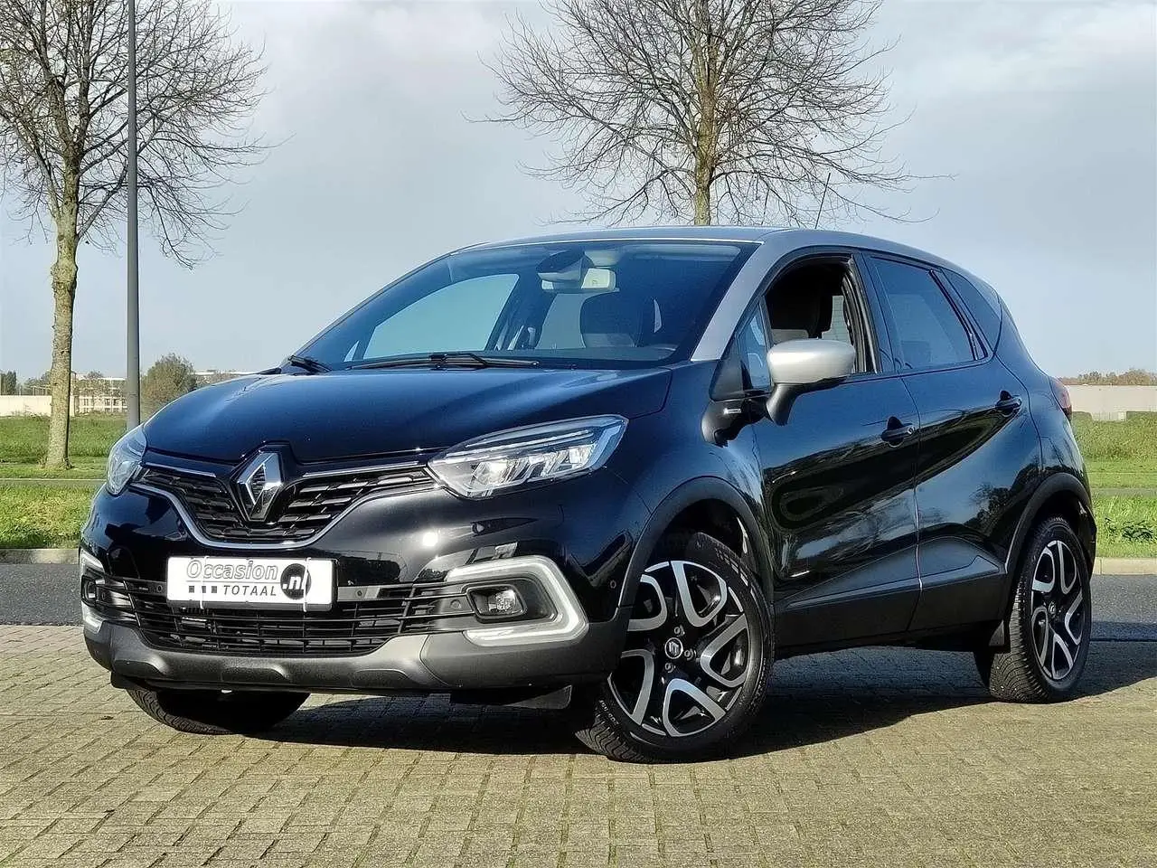 Photo 1 : Renault Captur 2017 Essence