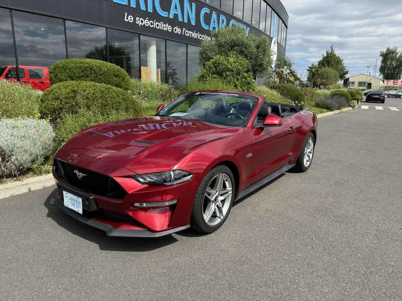 Photo 1 : Ford Mustang 2018 Petrol