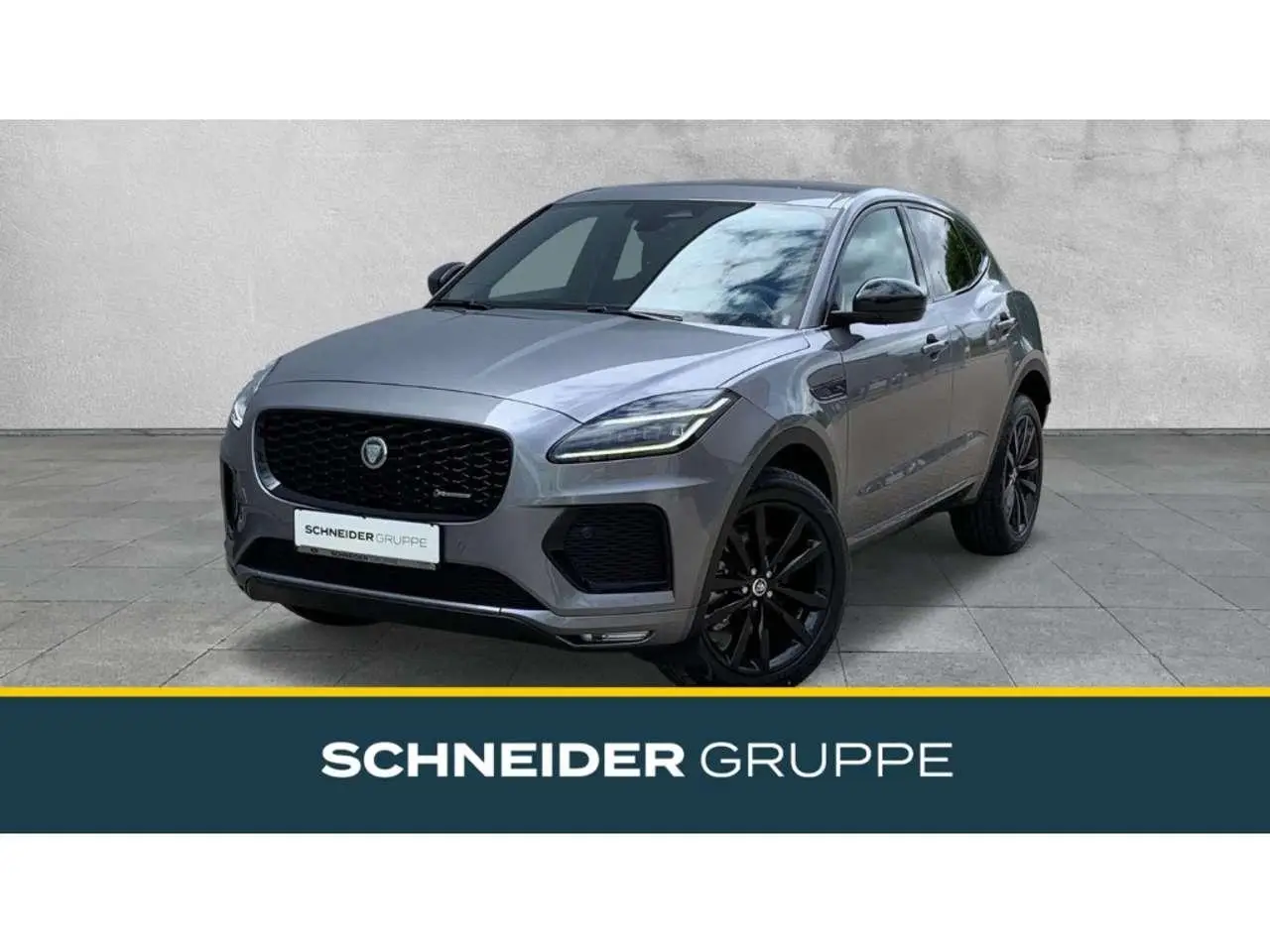 Photo 1 : Jaguar E-pace 2024 Diesel