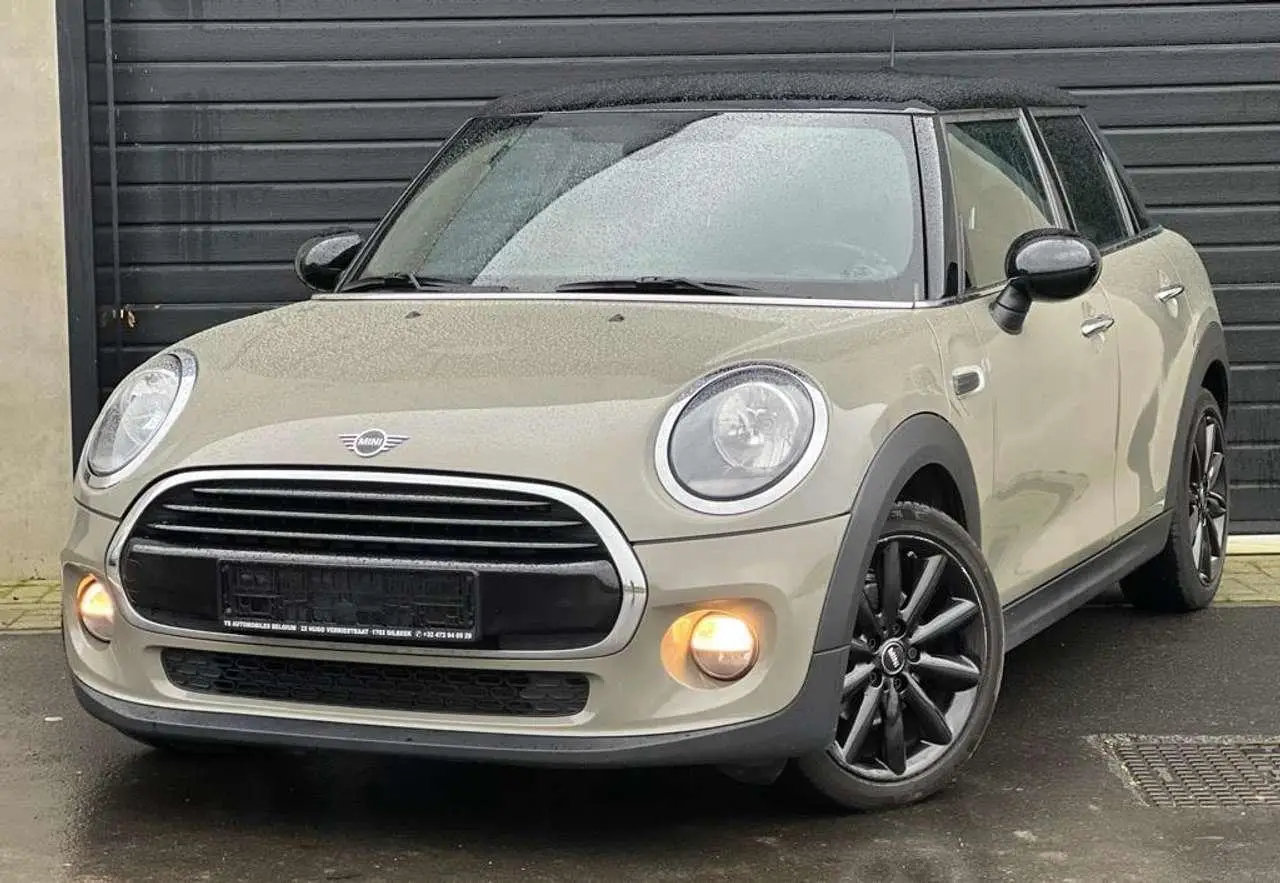 Photo 1 : Mini Cooper 2018 Petrol