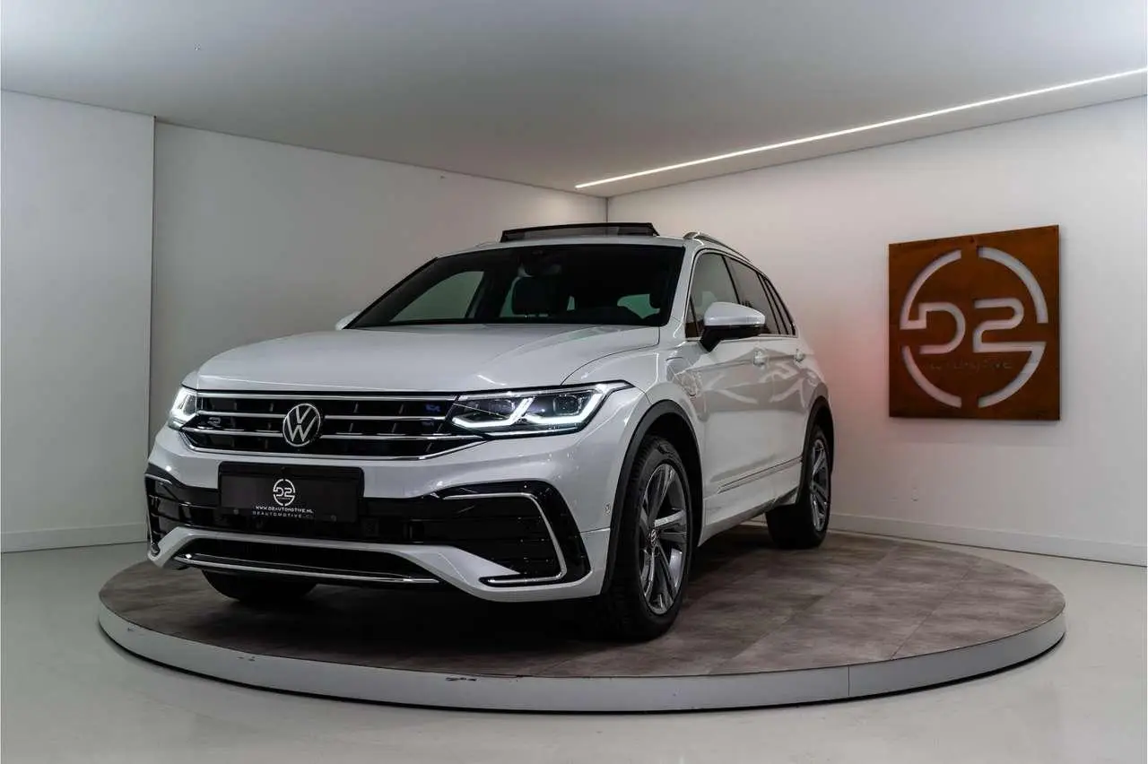 Photo 1 : Volkswagen Tiguan 2023 Hybride