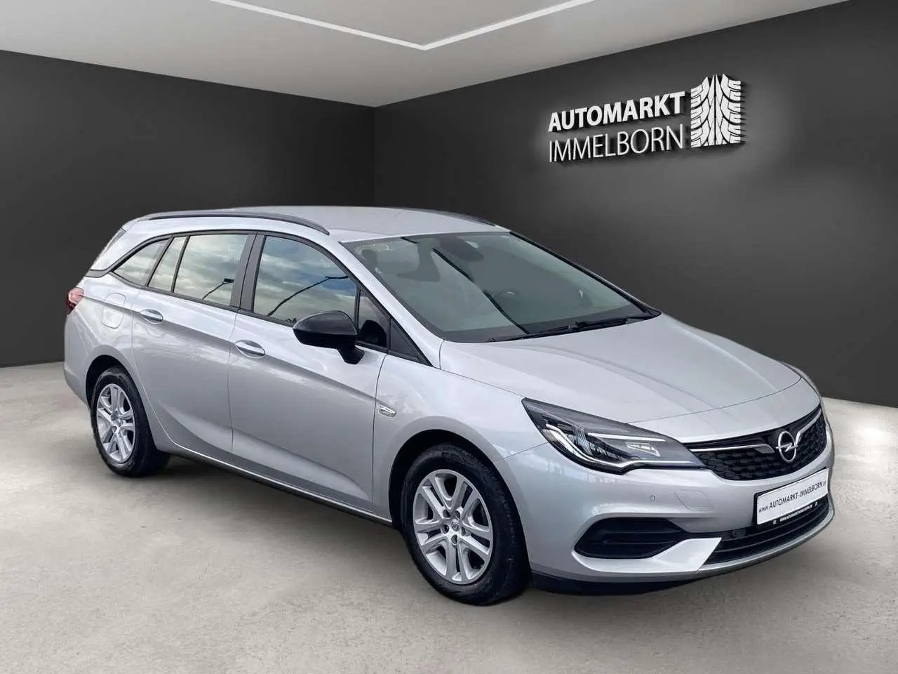 Photo 1 : Opel Astra 2021 Diesel