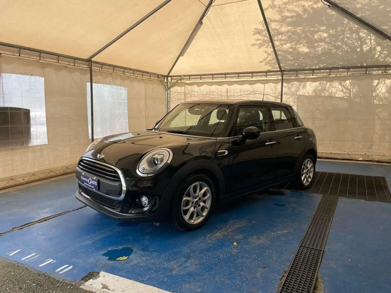 Photo 1 : Mini One 2018 Diesel