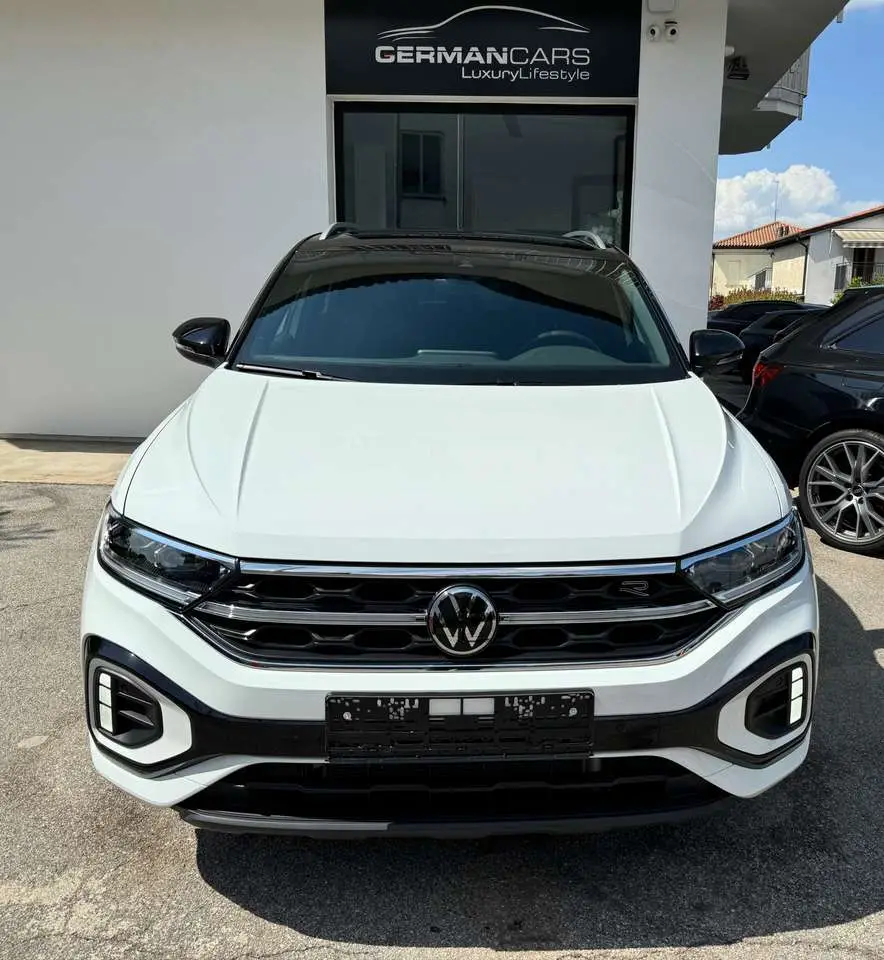 Photo 1 : Volkswagen T-roc 2023 Petrol