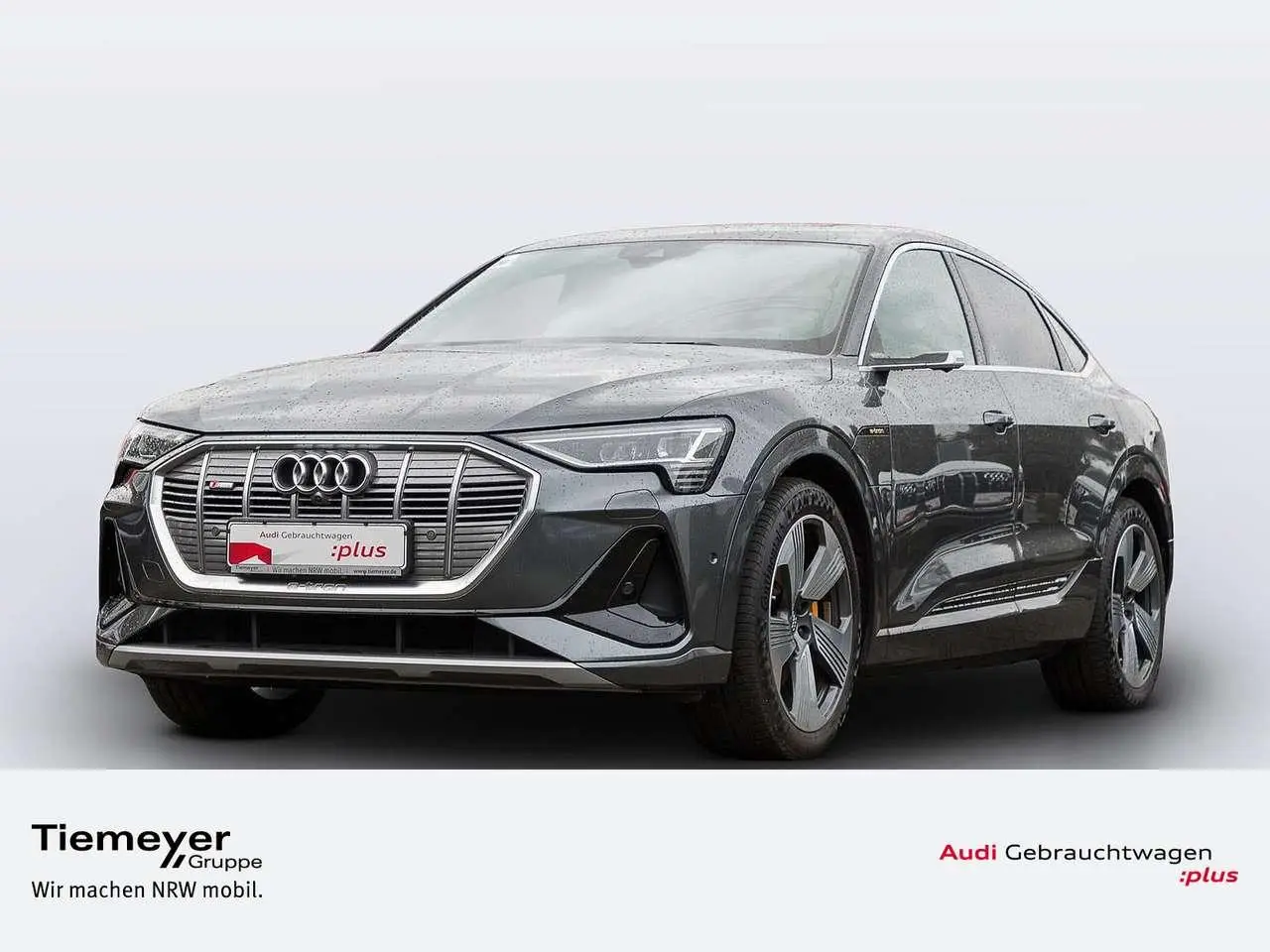 Photo 1 : Audi E-tron 2020 Electric