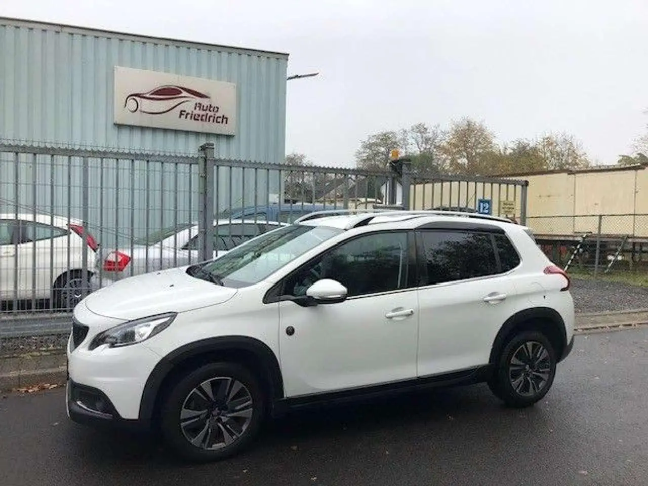 Photo 1 : Peugeot 2008 2019 Petrol