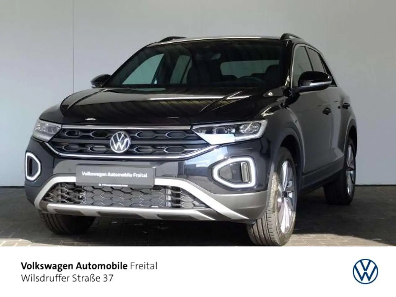 Photo 1 : Volkswagen T-roc 2024 Essence