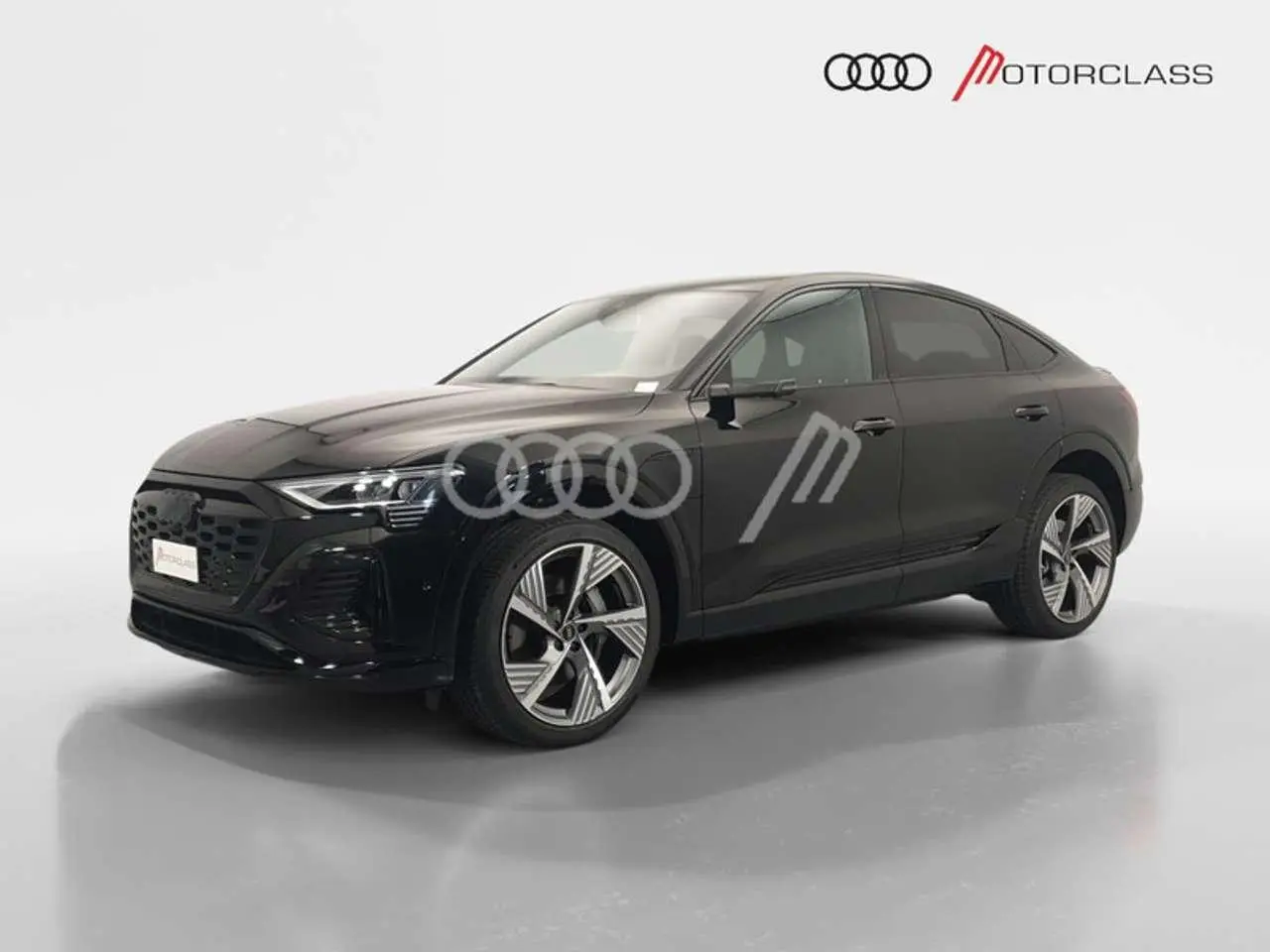 Photo 1 : Audi Q8 2024 Electric