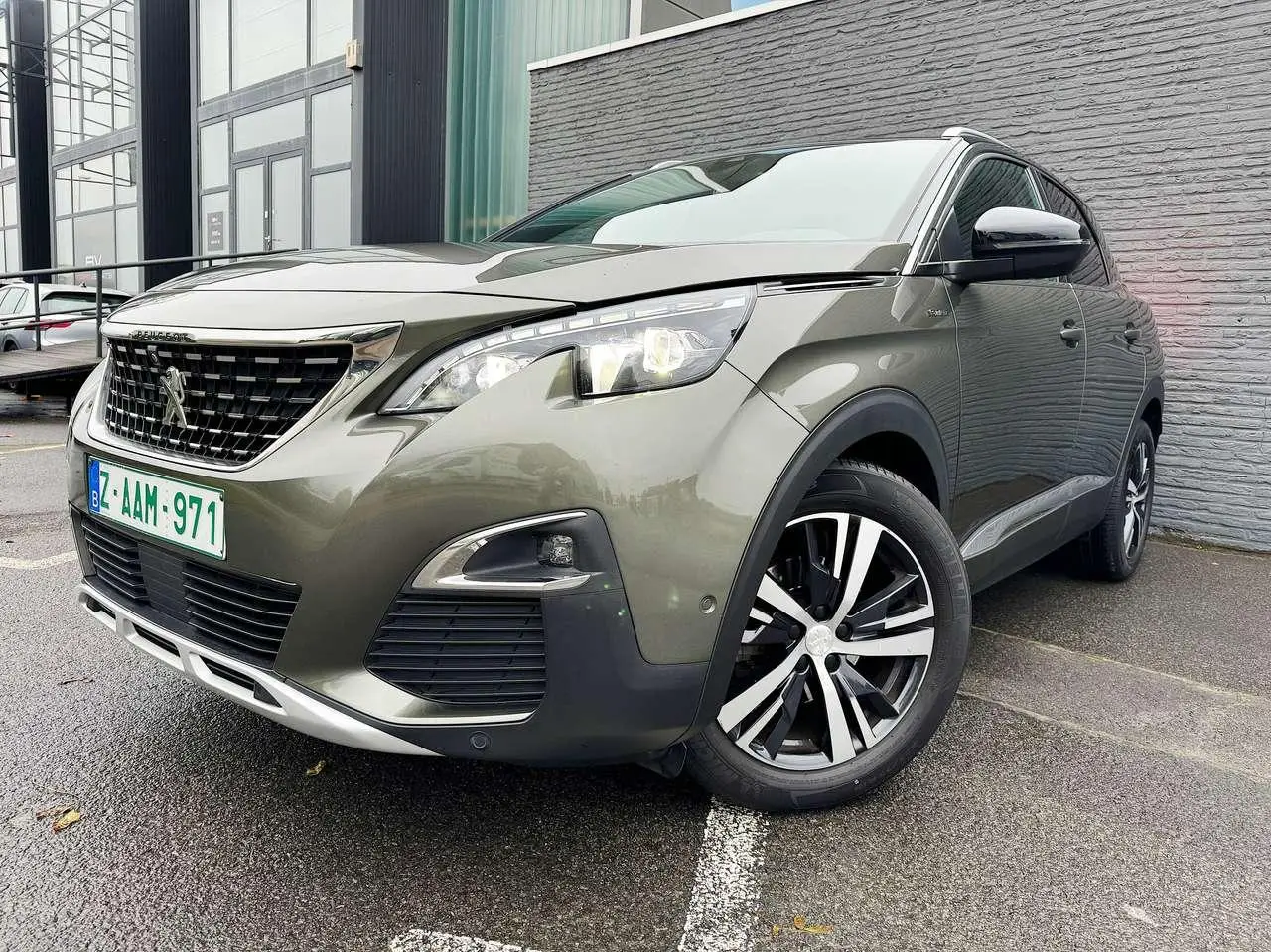 Photo 1 : Peugeot 3008 2019 Essence