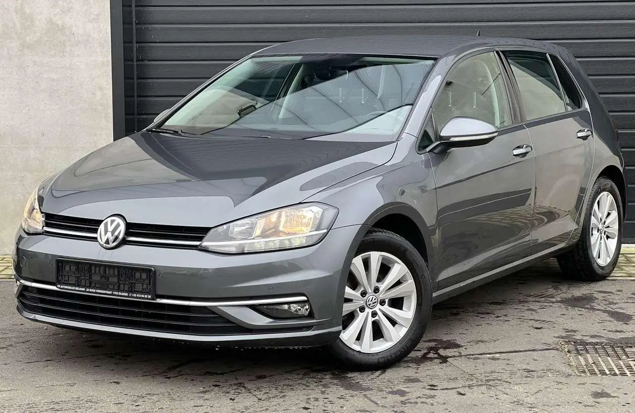 Photo 1 : Volkswagen Golf 2018 Petrol