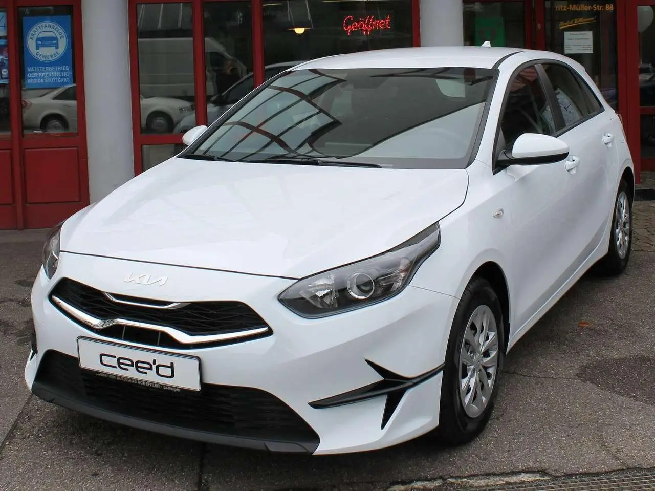 Photo 1 : Kia Ceed 2024 Petrol