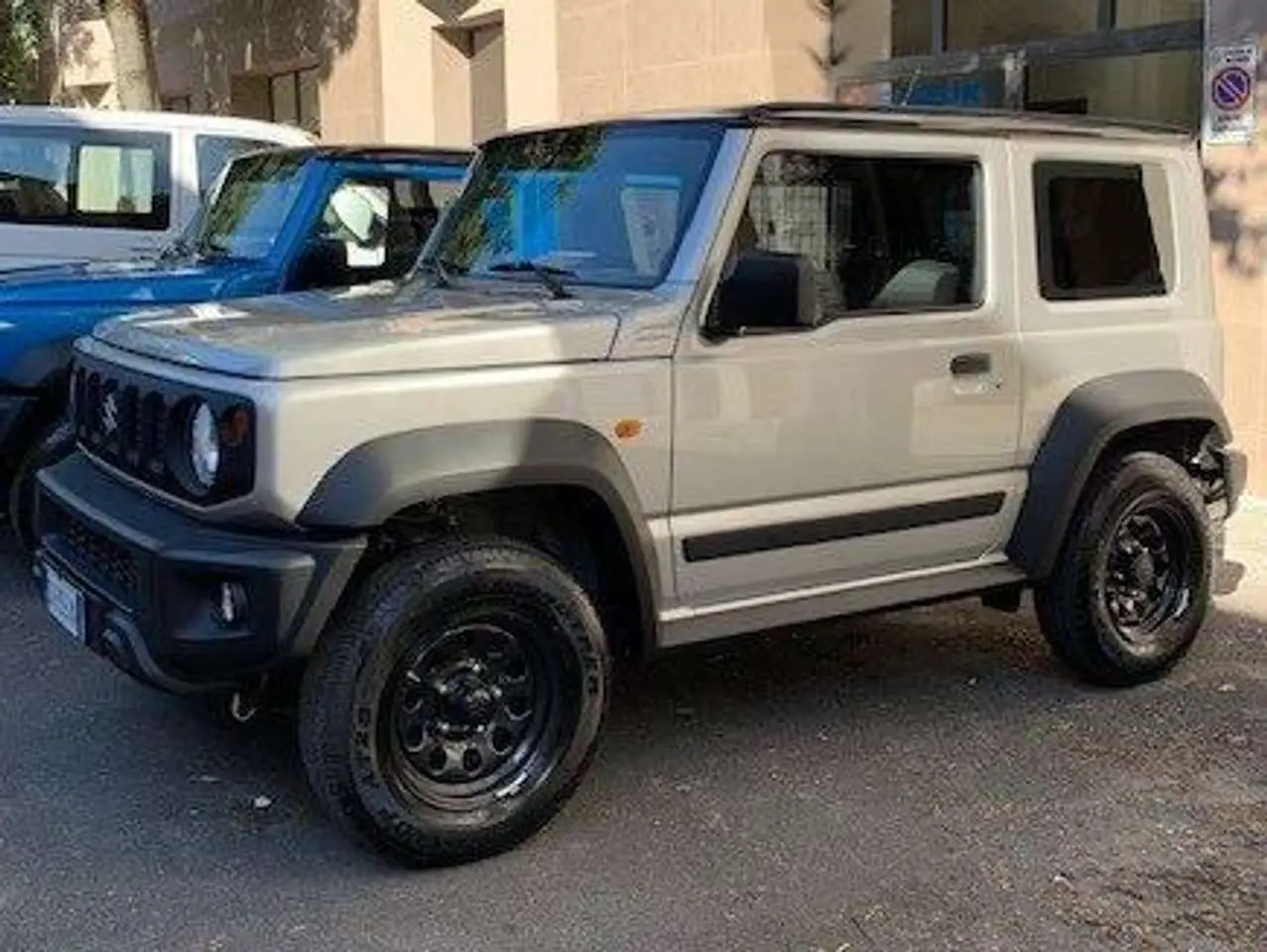 Photo 1 : Suzuki Jimny 2024 Petrol