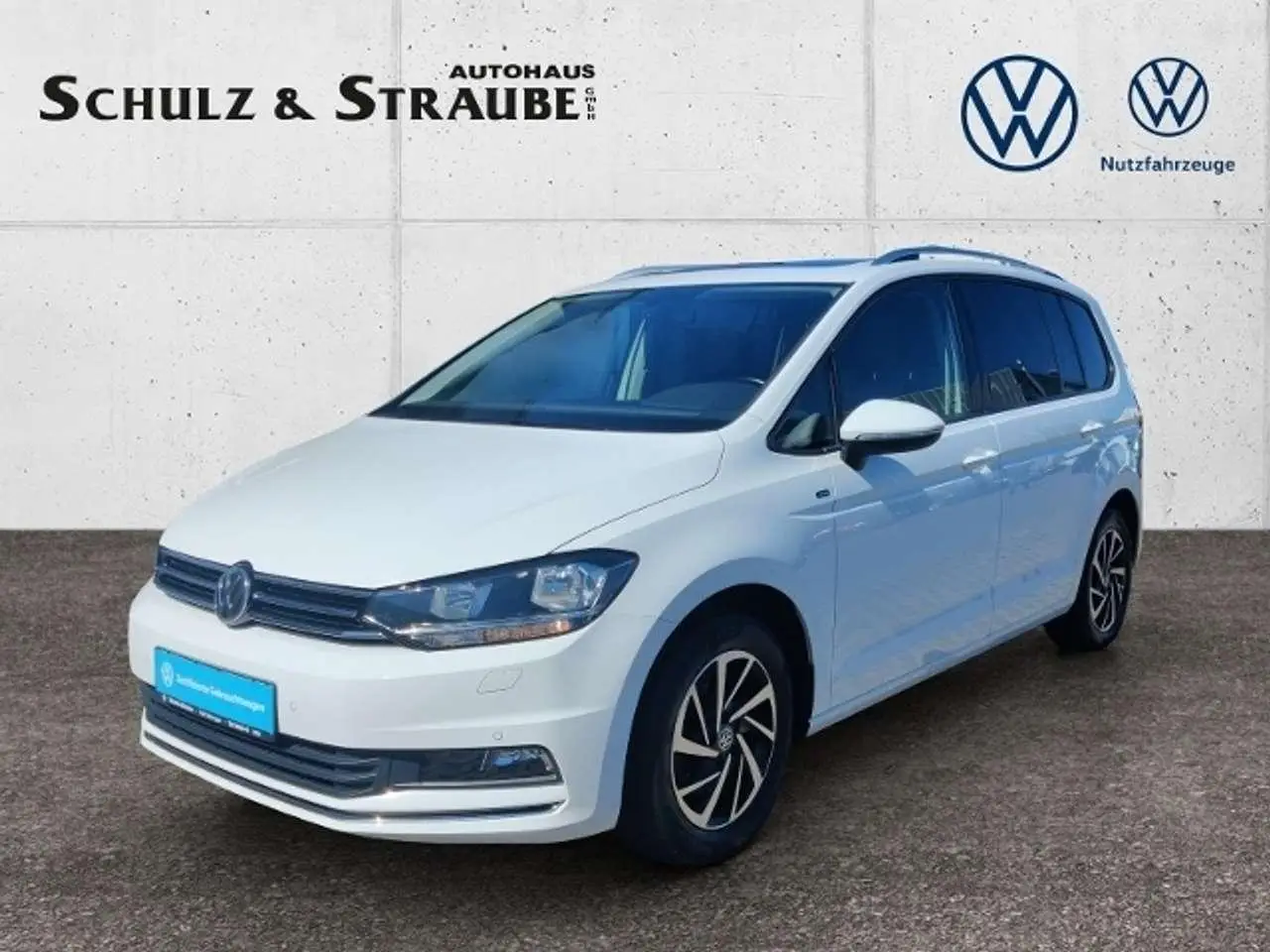 Photo 1 : Volkswagen Touran 2018 Petrol