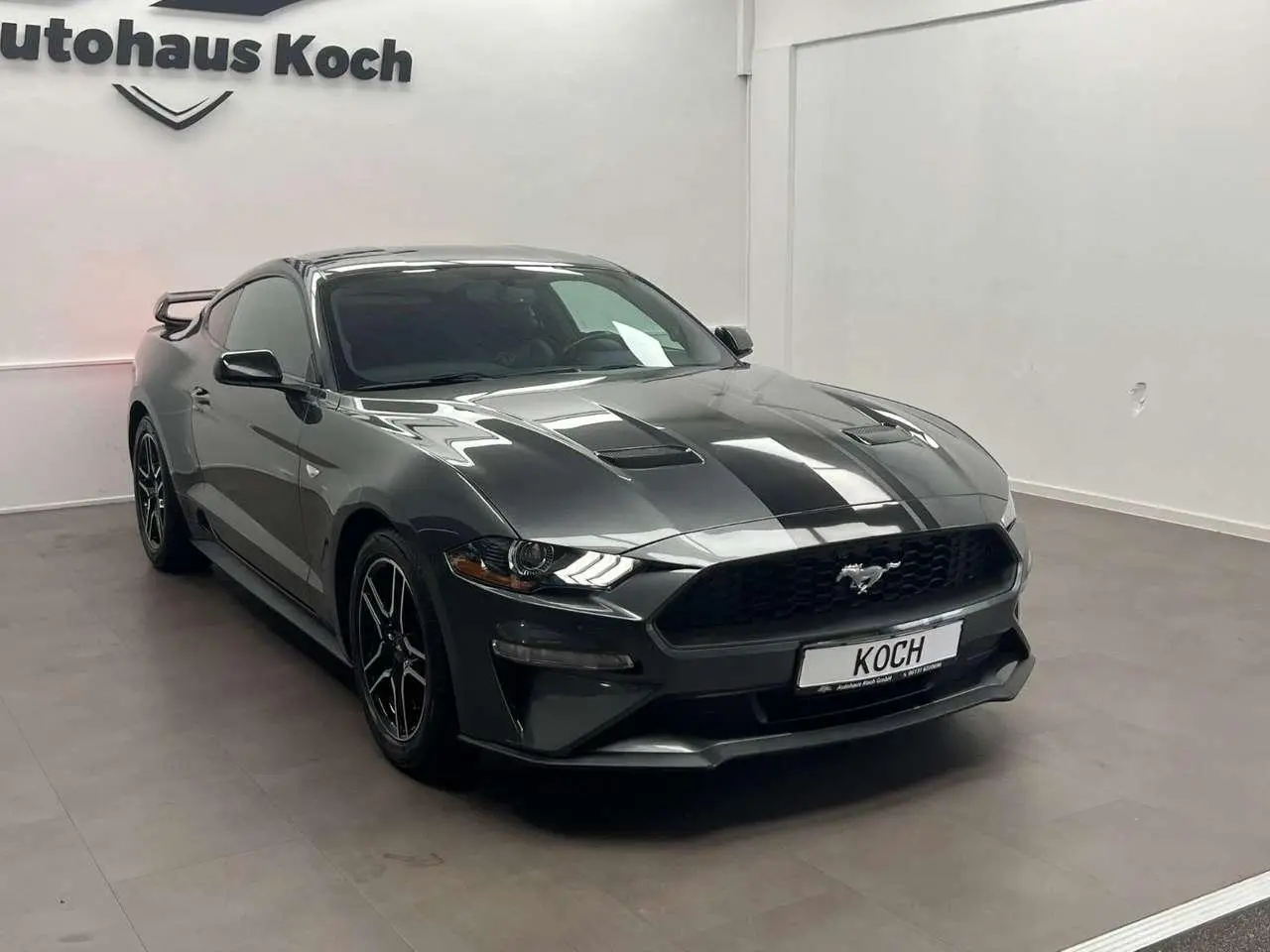 Photo 1 : Ford Mustang 2018 Essence