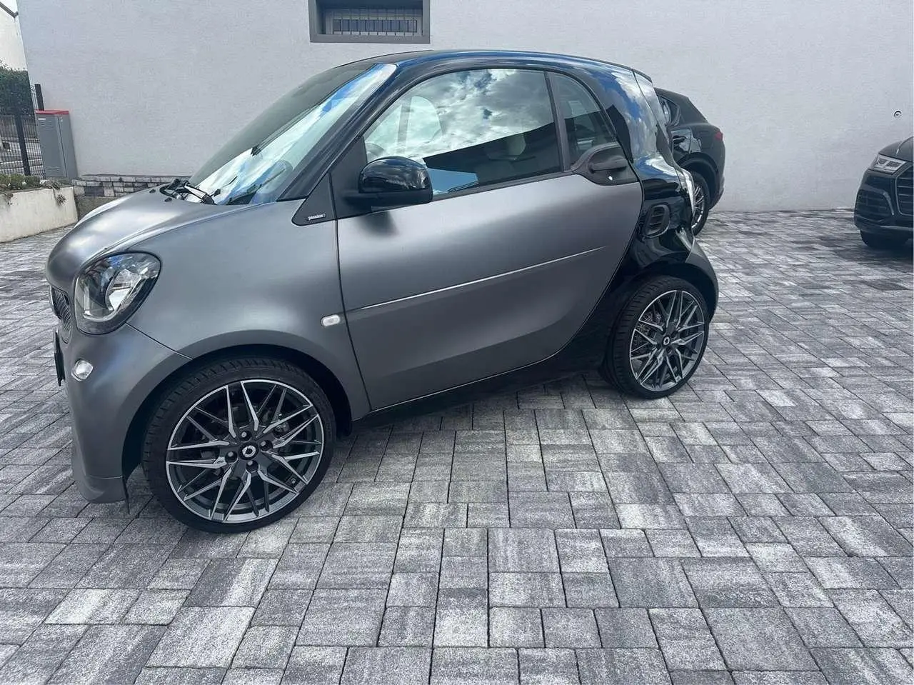 Photo 1 : Smart Fortwo 2019 Petrol