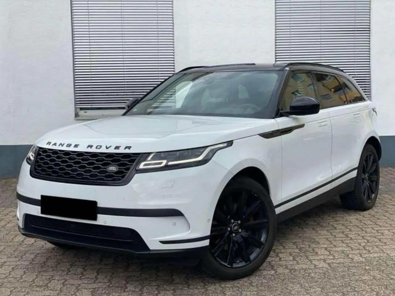 Photo 1 : Land Rover Range Rover Velar 2017 Diesel