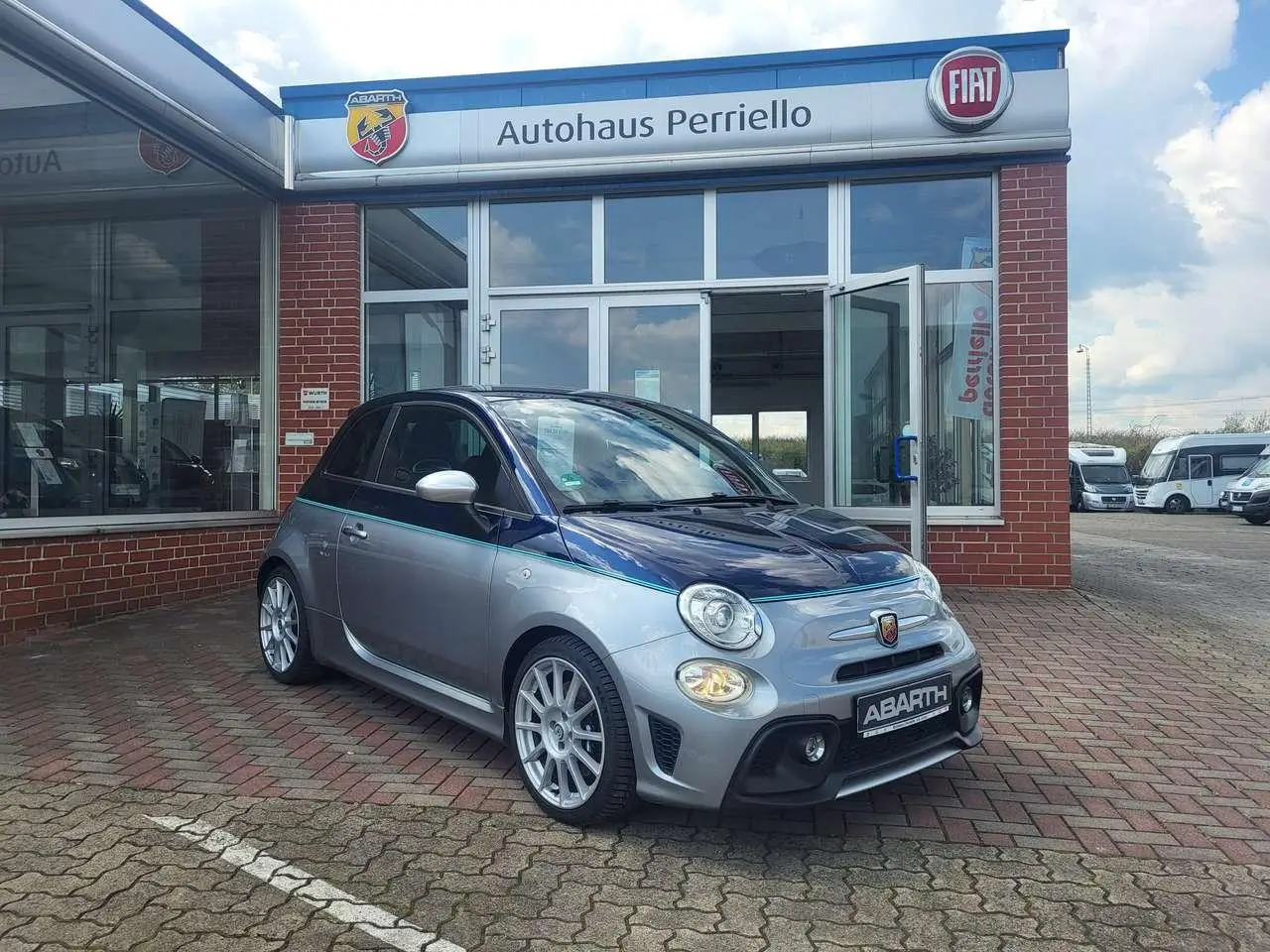 Photo 1 : Abarth 695 2019 Petrol