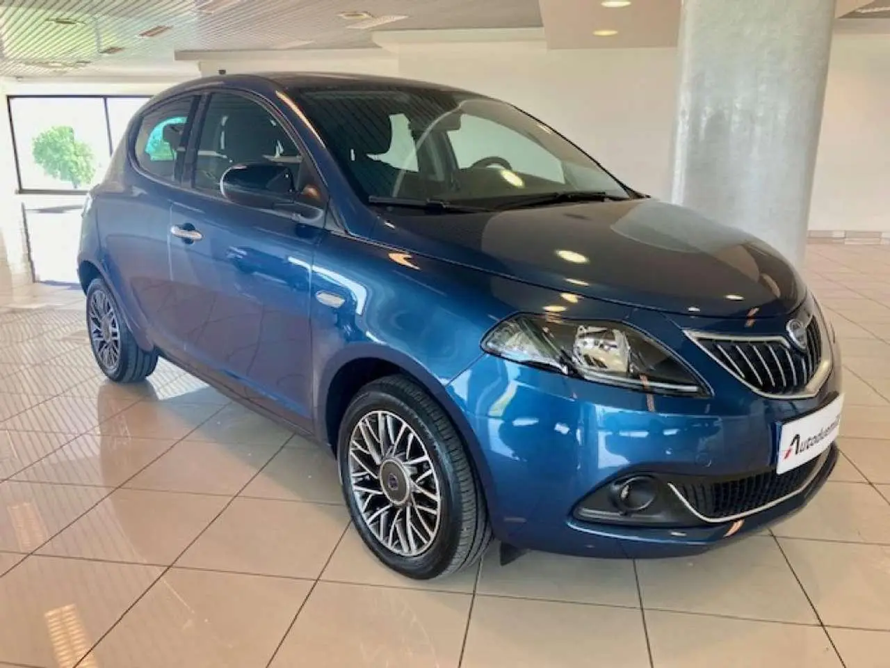 Photo 1 : Lancia Ypsilon 2022 Hybride