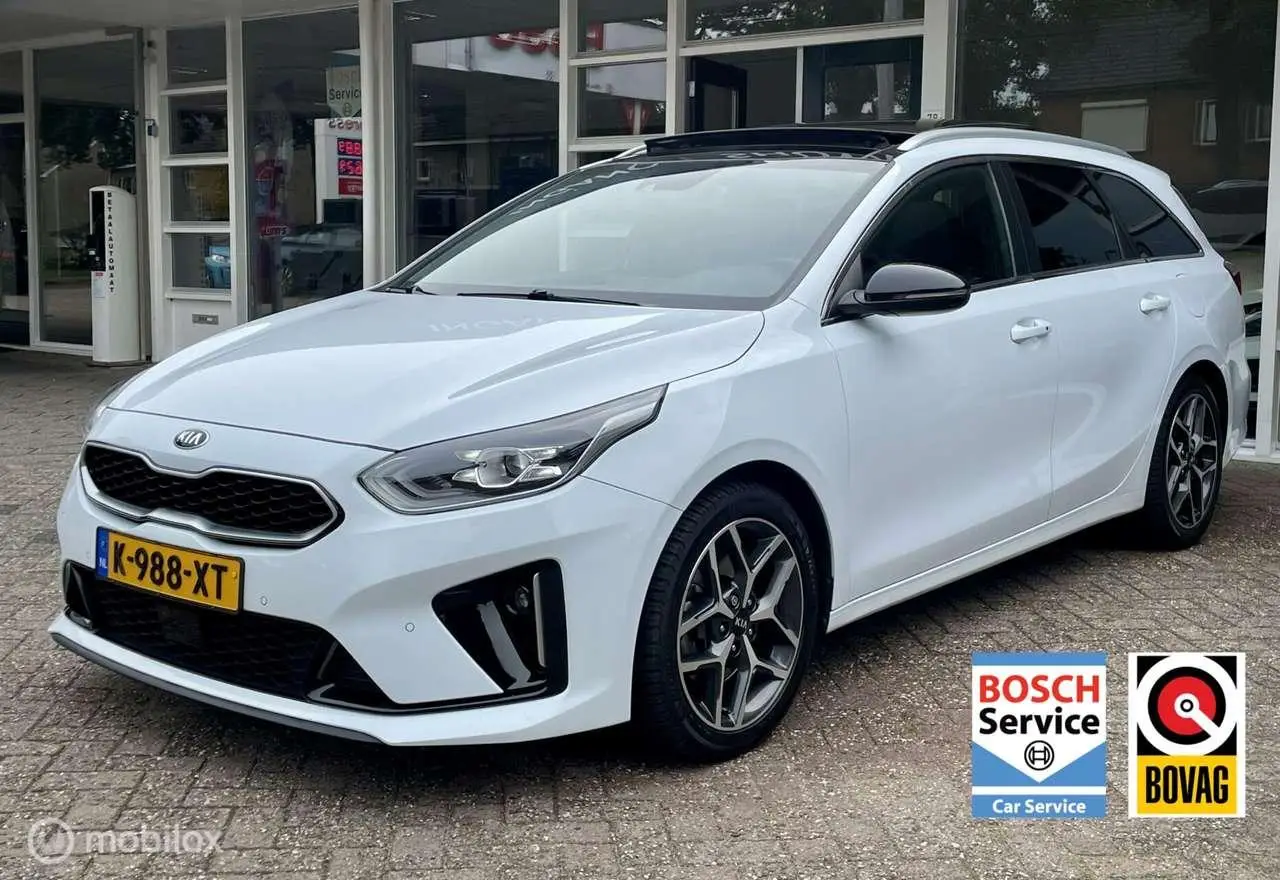 Photo 1 : Kia Ceed 2021 Petrol