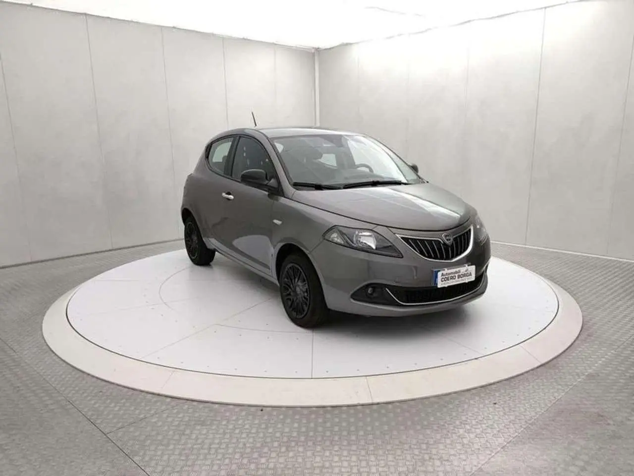 Photo 1 : Lancia Ypsilon 2023 Hybrid