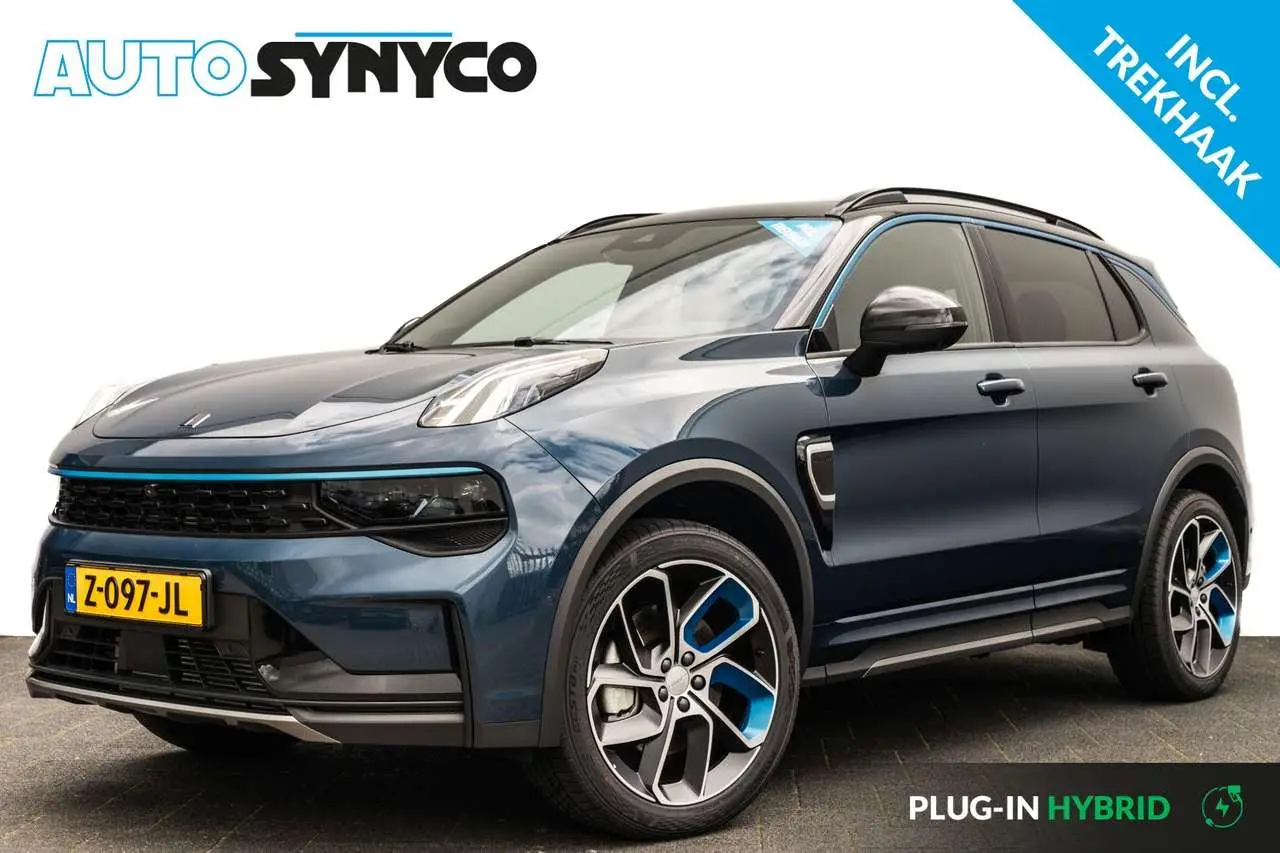 Photo 1 : Lynk & Co 01 2024 Hybrid