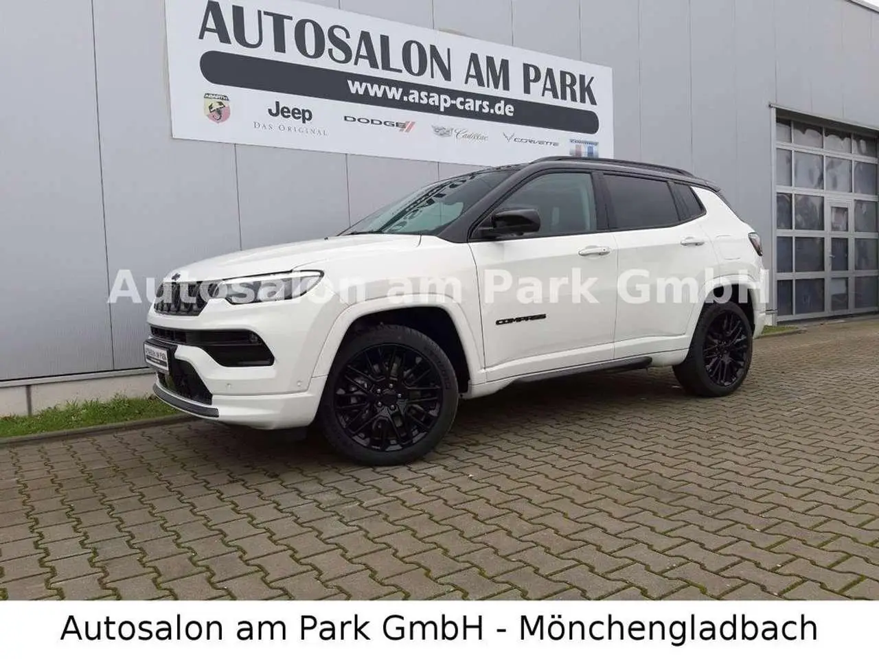 Photo 1 : Jeep Compass 2022 Hybrid