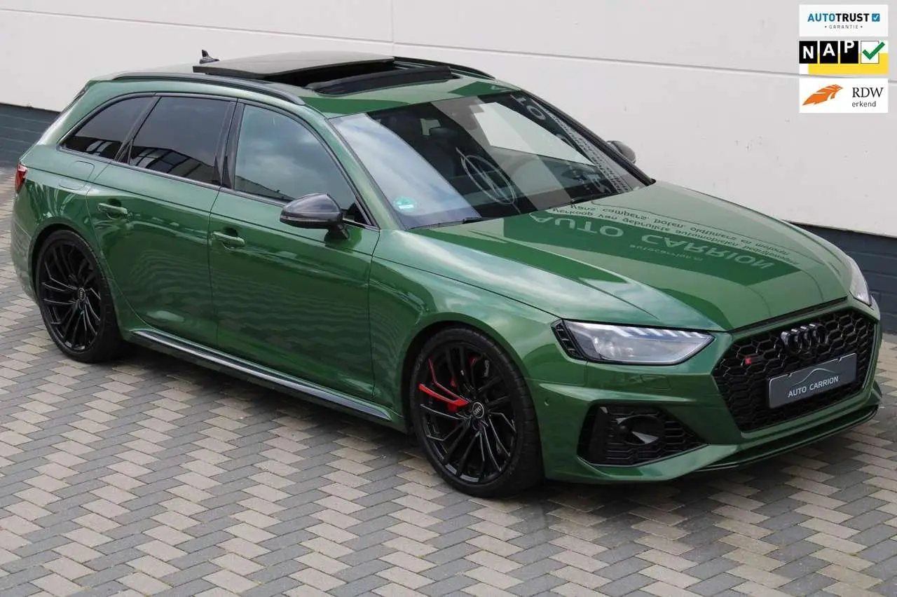 Photo 1 : Audi Rs4 2022 Essence