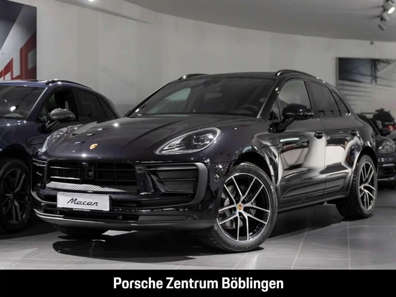 Photo 1 : Porsche Macan 2024 Essence