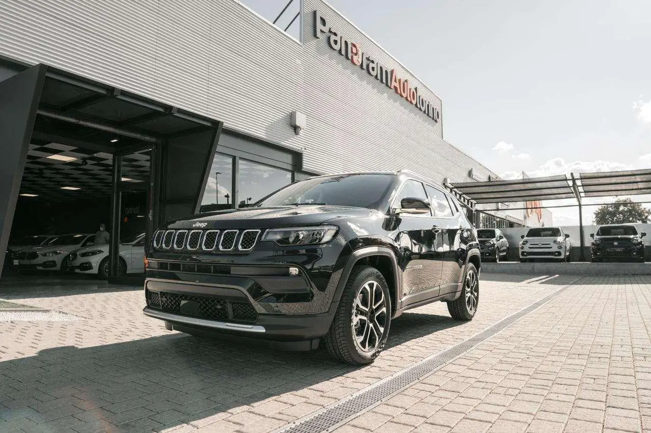 Photo 1 : Jeep Compass 2024 Diesel