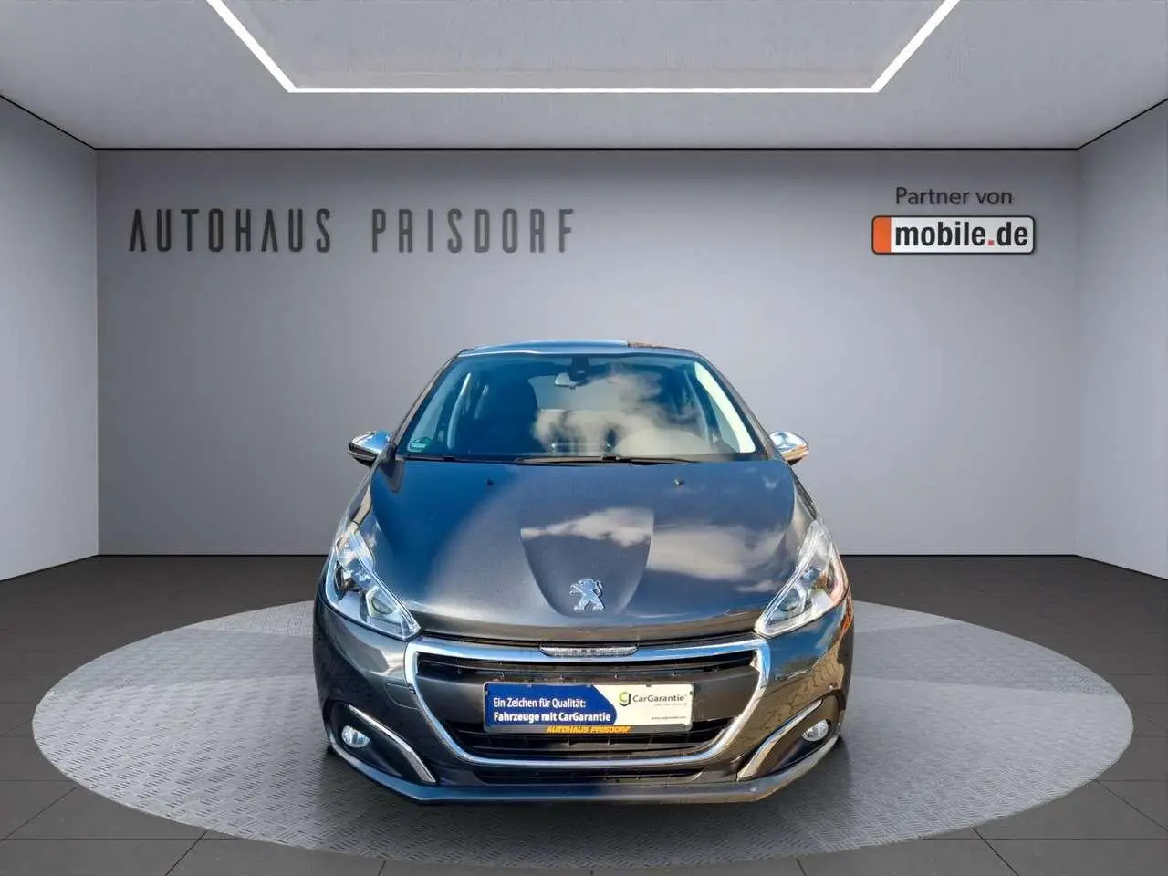 Photo 1 : Peugeot 208 2016 Petrol