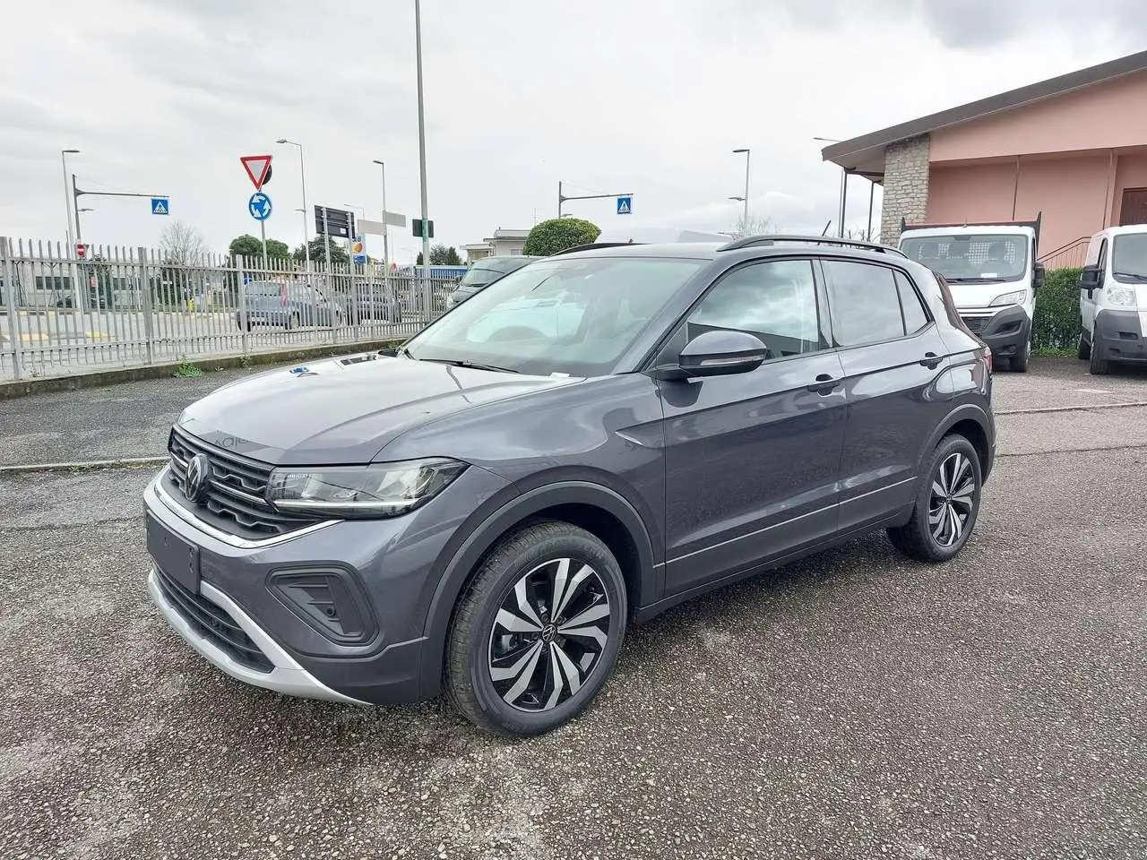 Photo 1 : Volkswagen T-cross 2024 Petrol